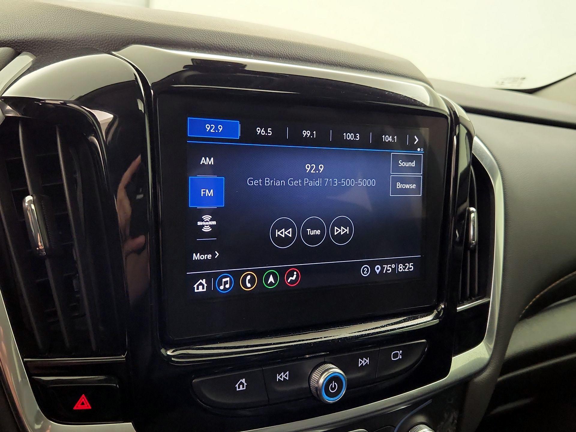 Thumbnail: 2021 Chevrolet Traverse - 16