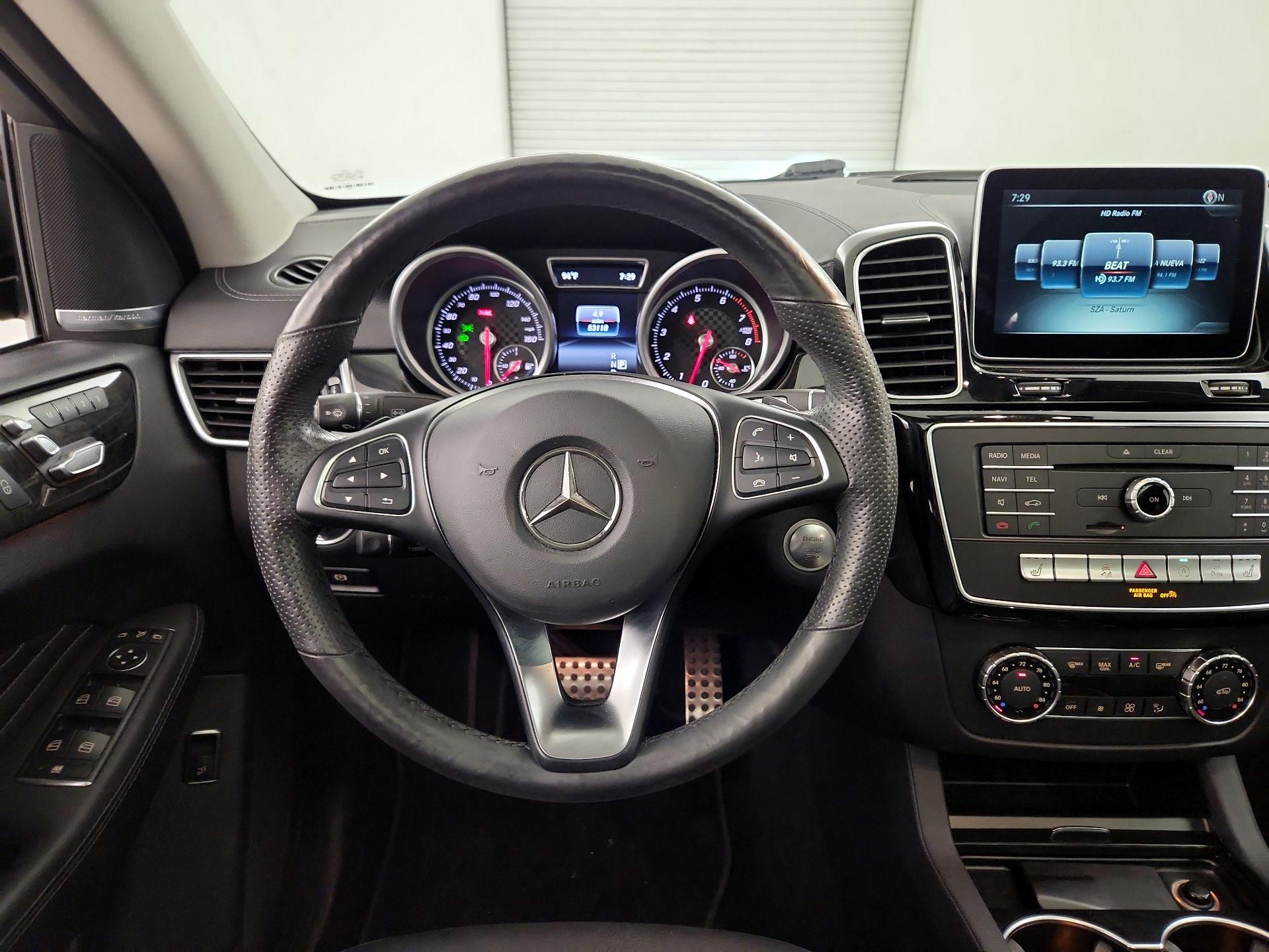 Thumbnail: 2016 Mercedes-Benz GLE - 10