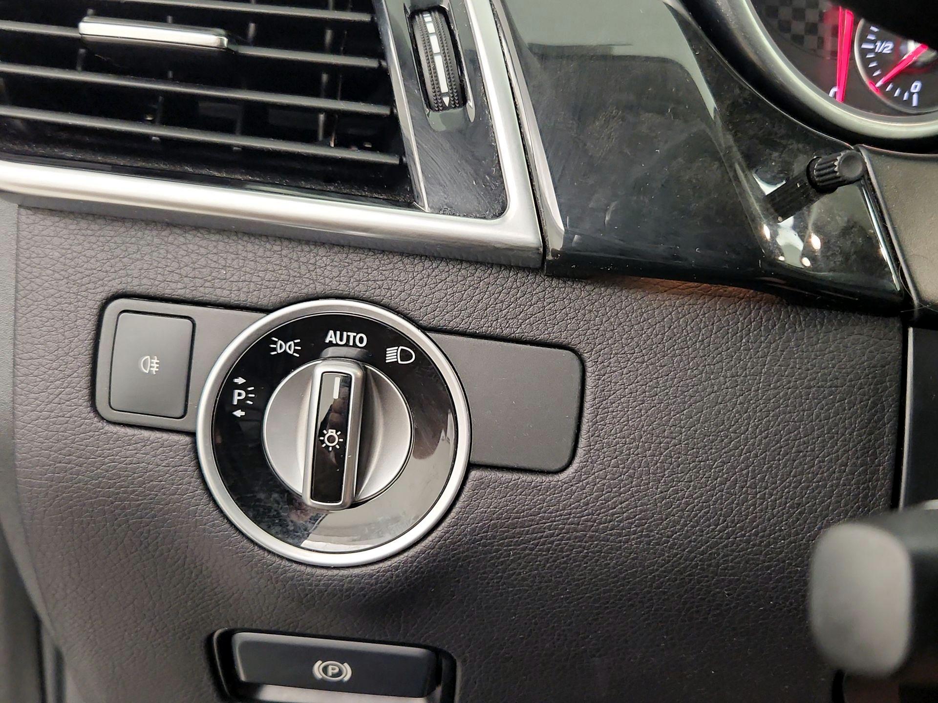 Thumbnail: 2016 Mercedes-Benz GLE - 13