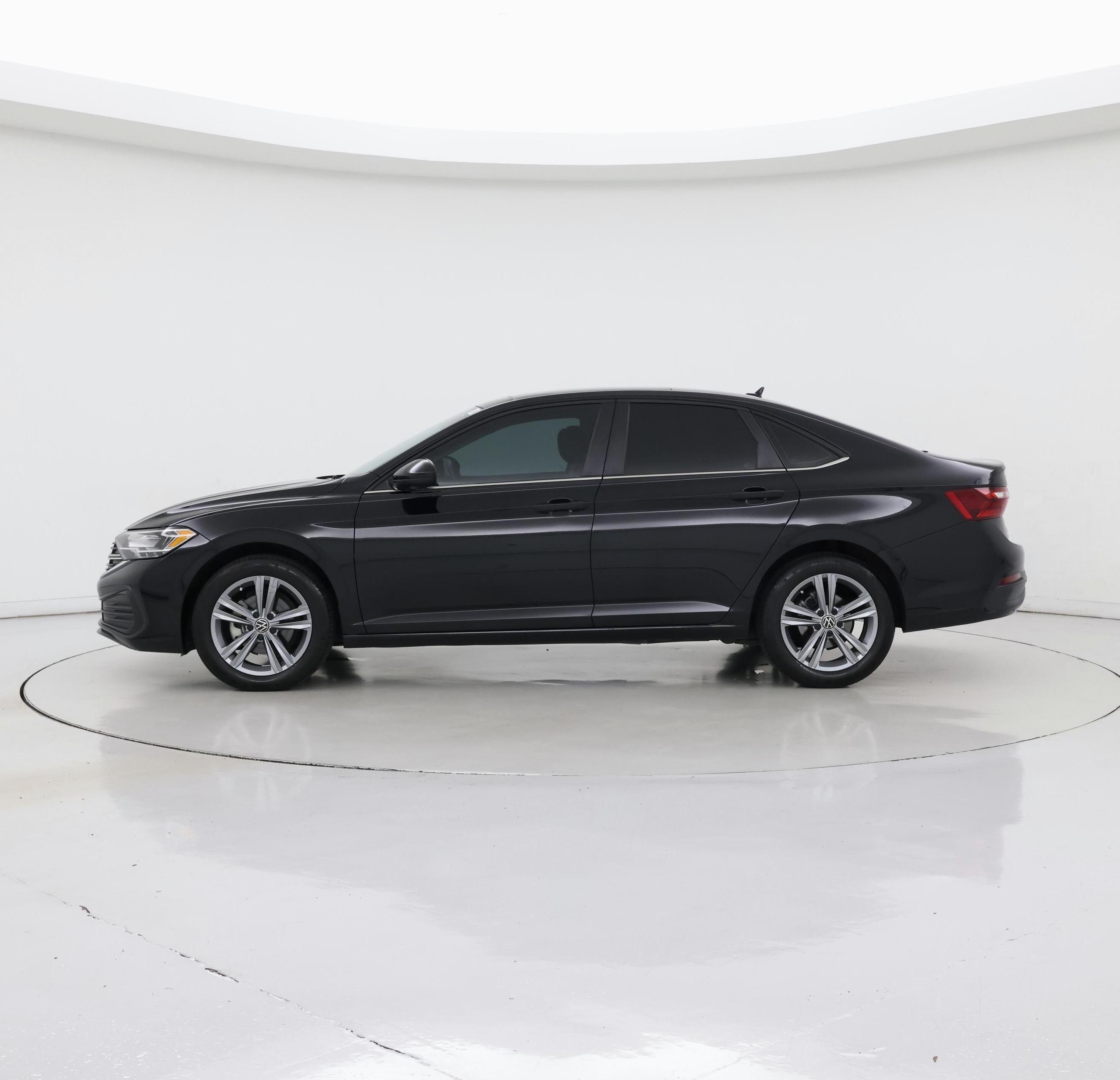 Thumbnail: 2023 Volkswagen Jetta - 3
