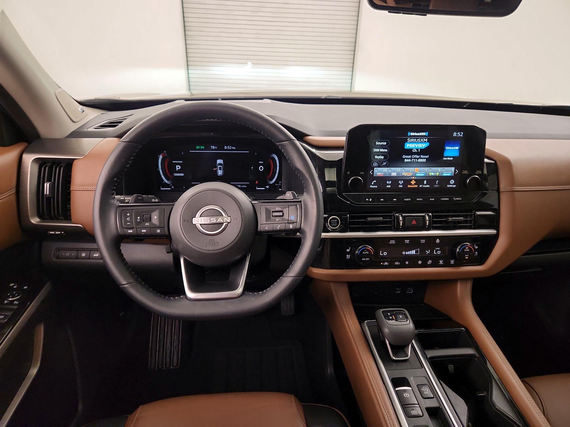 Thumbnail: 2023 Nissan Pathfinder - 10