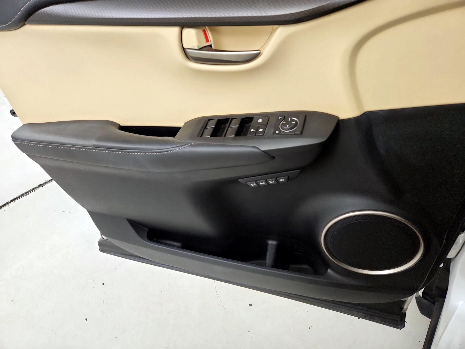 Thumbnail: 2016 Lexus NX - 12