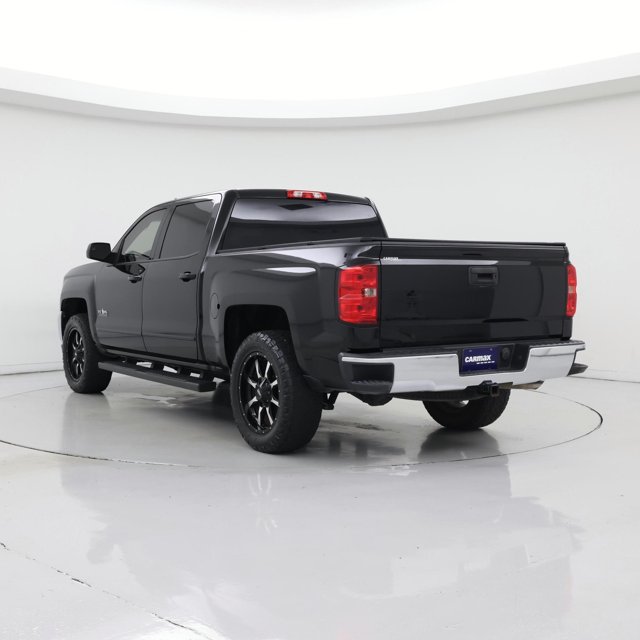 Thumbnail: 2018 Chevrolet Silverado 1500 - 2