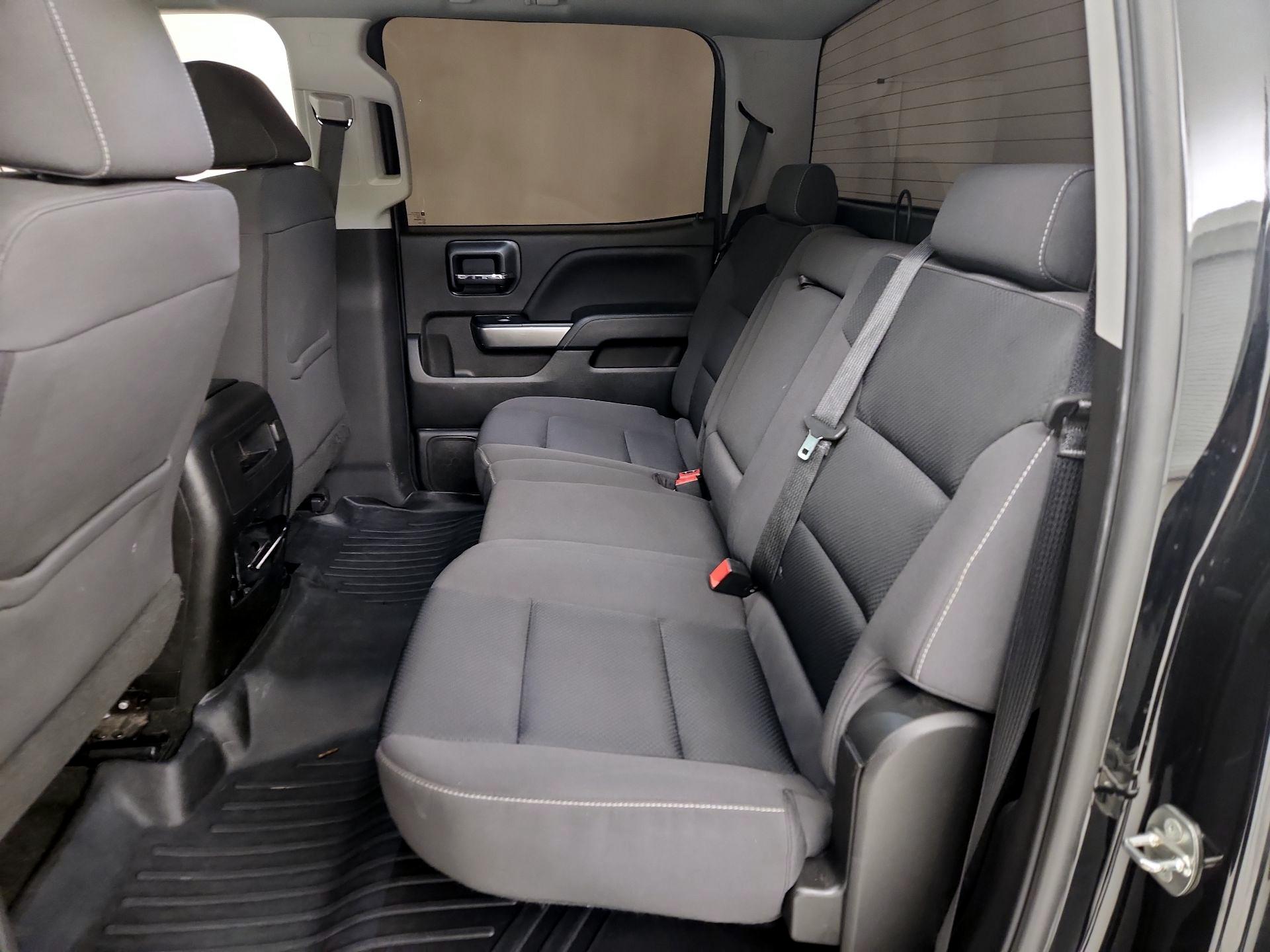 Thumbnail: 2018 Chevrolet Silverado 1500 - 19