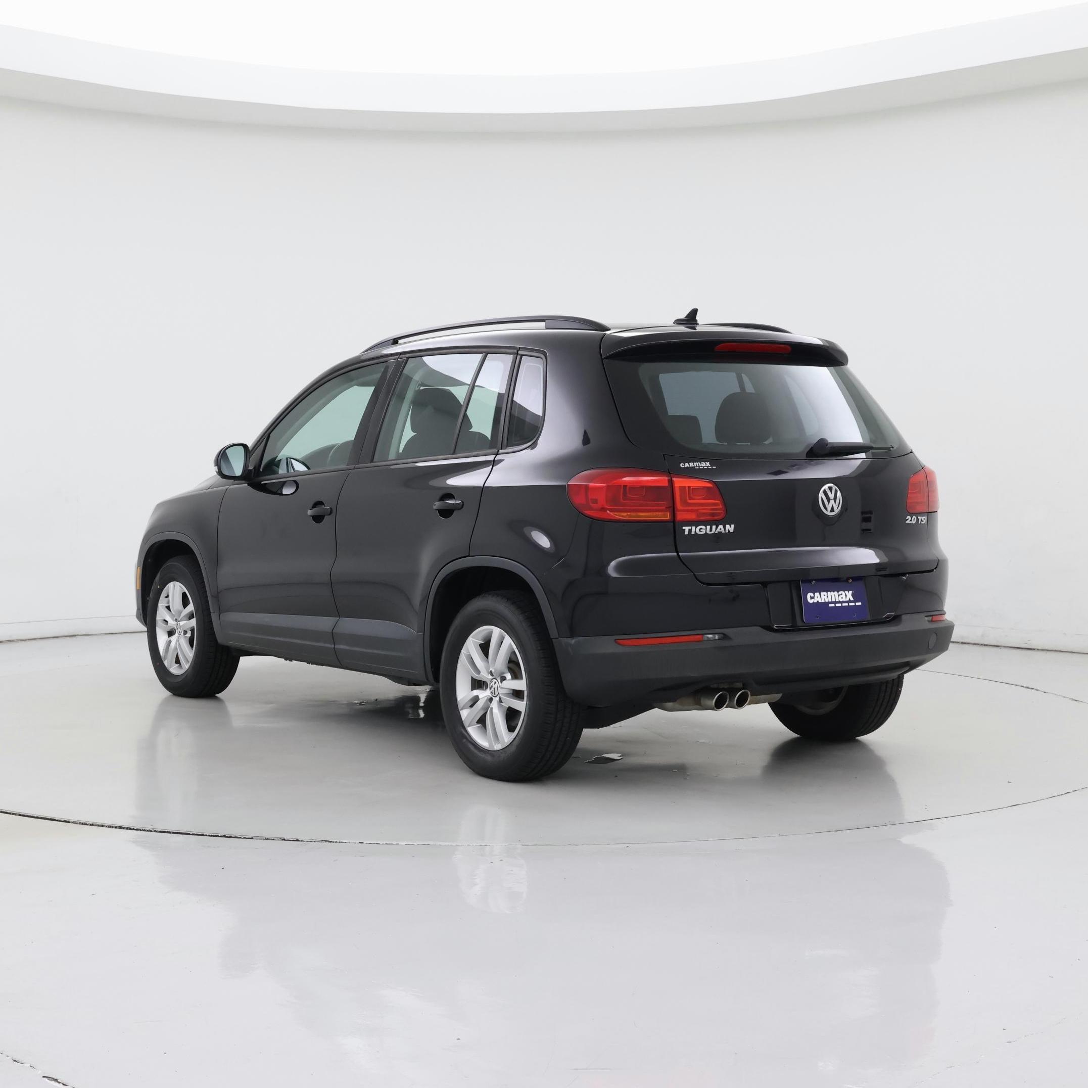 Thumbnail: 2015 Volkswagen Tiguan - 2