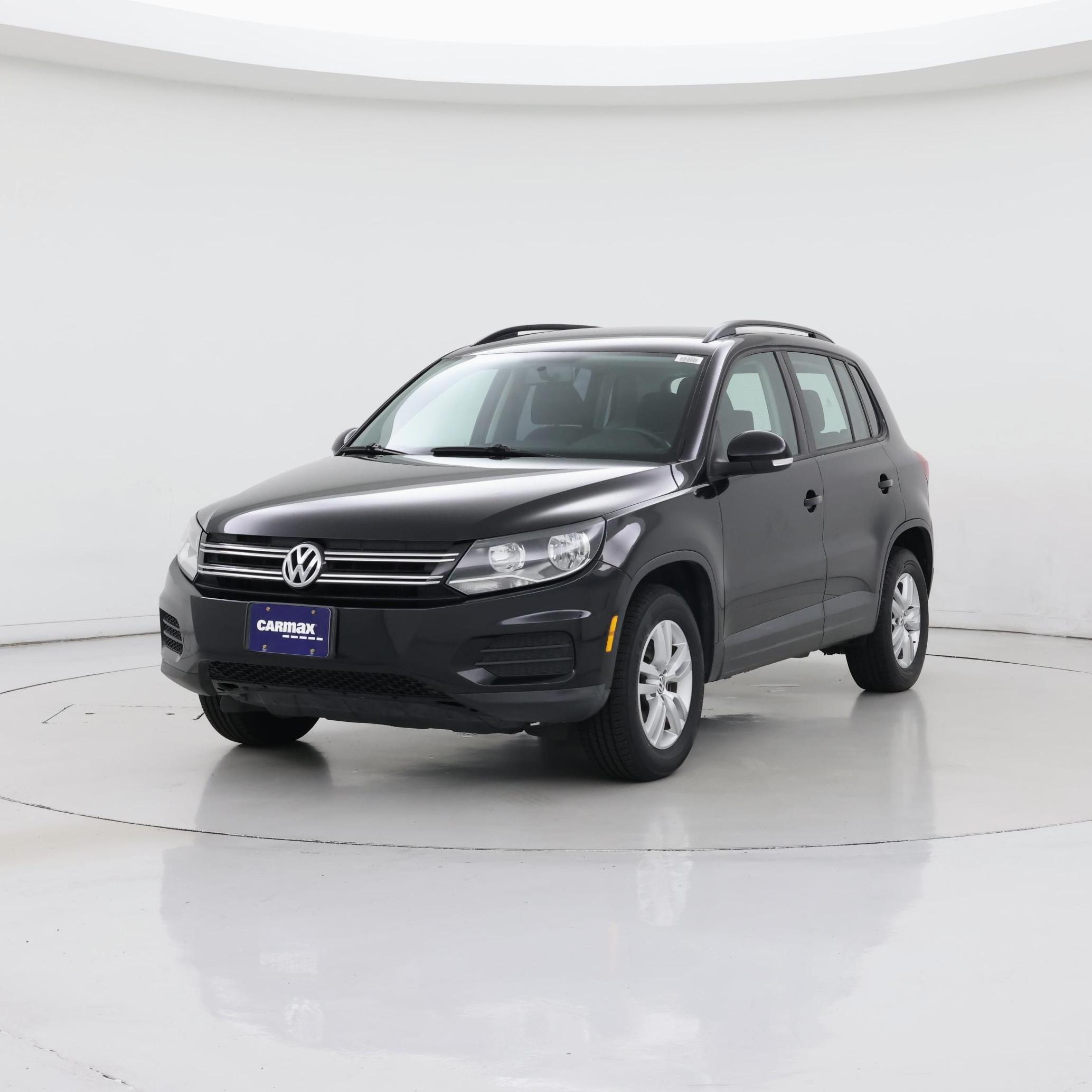 Thumbnail: 2015 Volkswagen Tiguan - 4