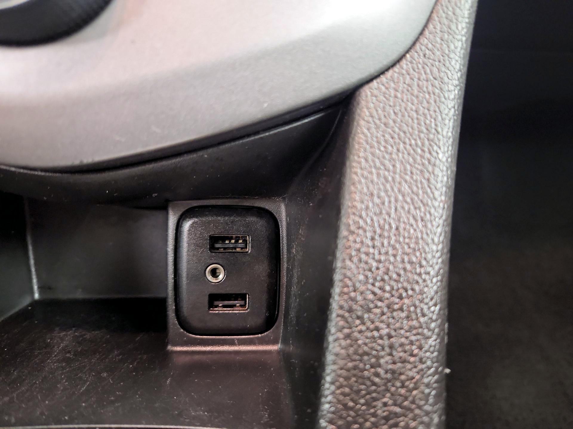Thumbnail: 2018 Chevrolet Sonic - 18