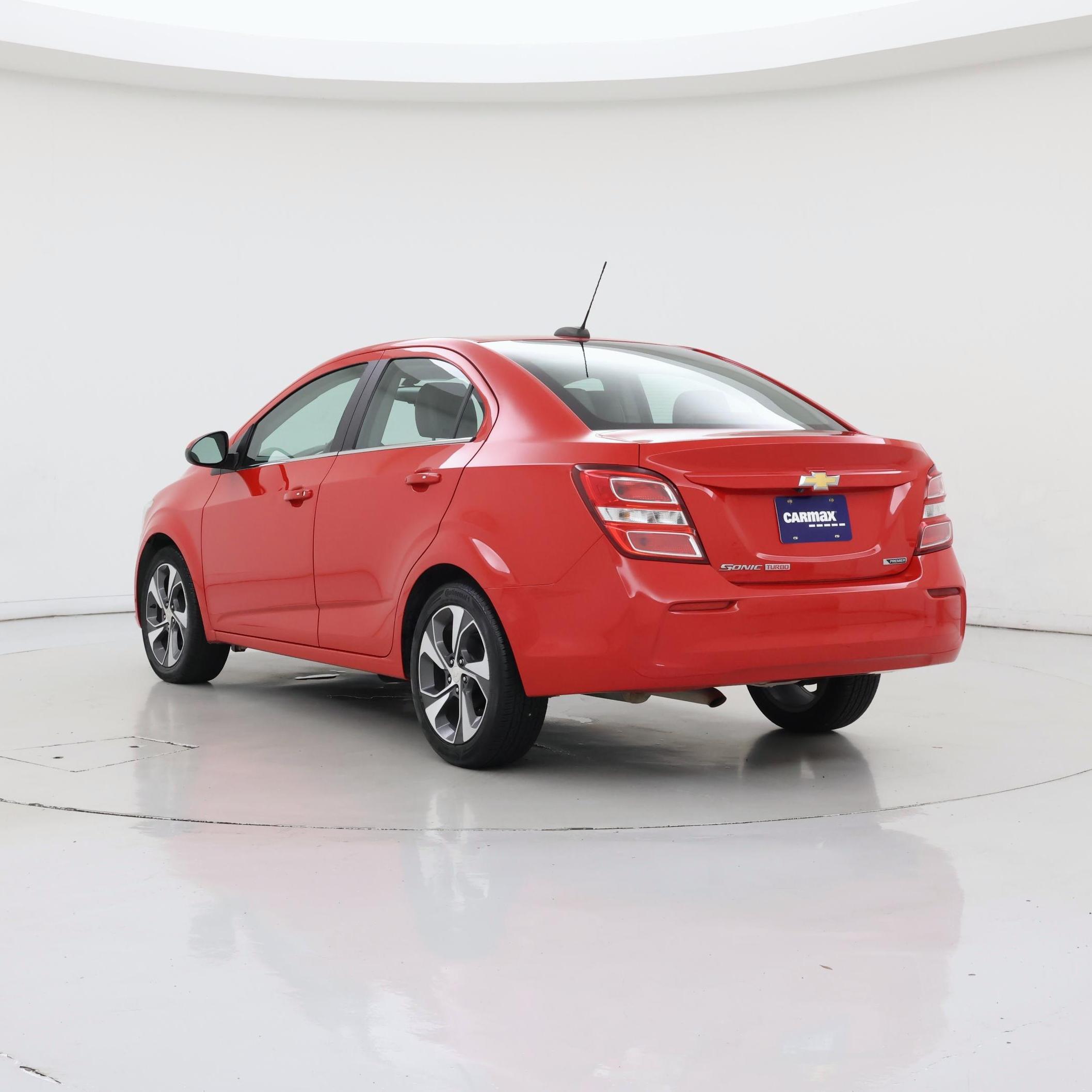 Thumbnail: 2018 Chevrolet Sonic - 2
