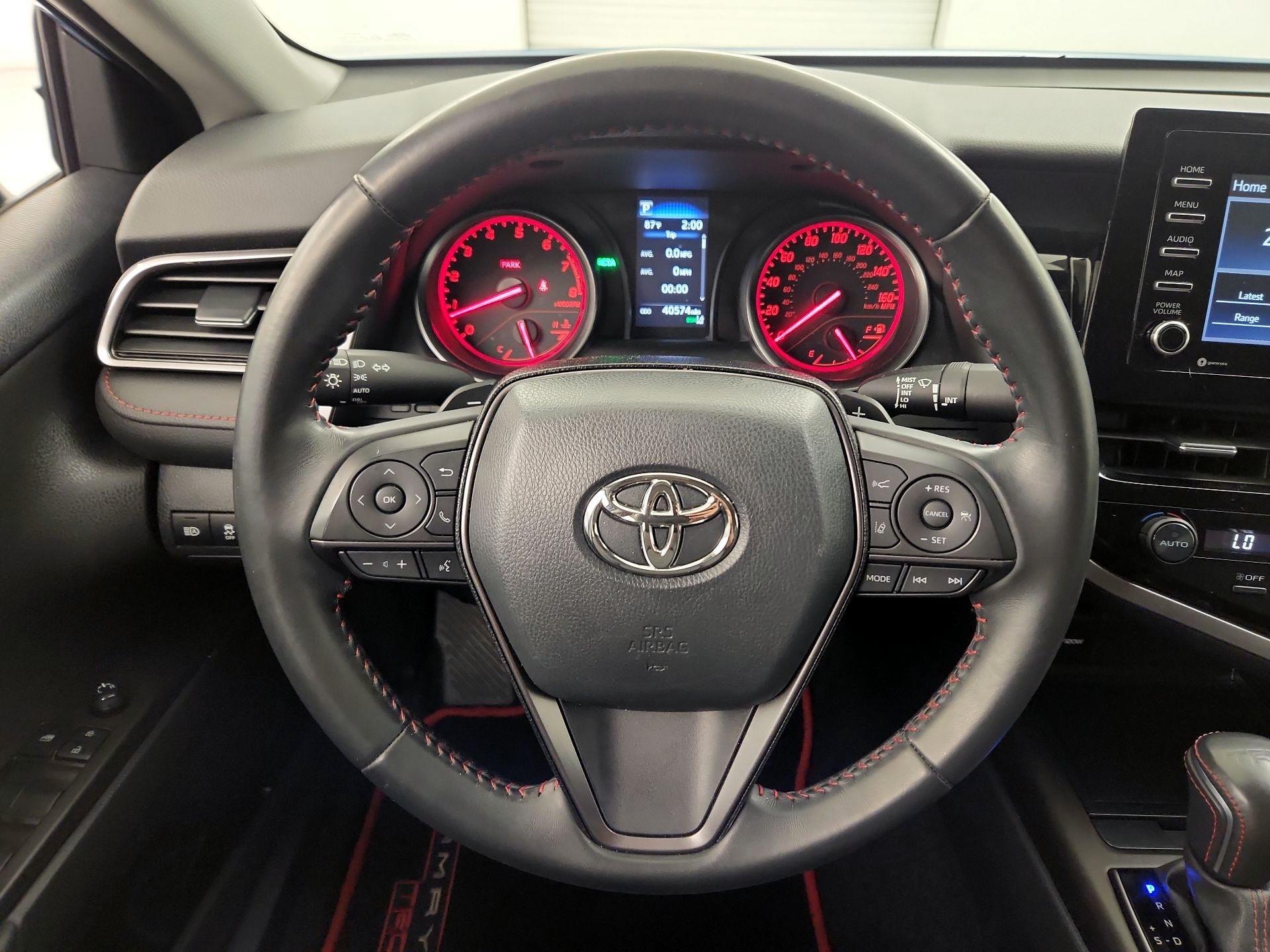 Thumbnail: 2022 Toyota Camry - 10