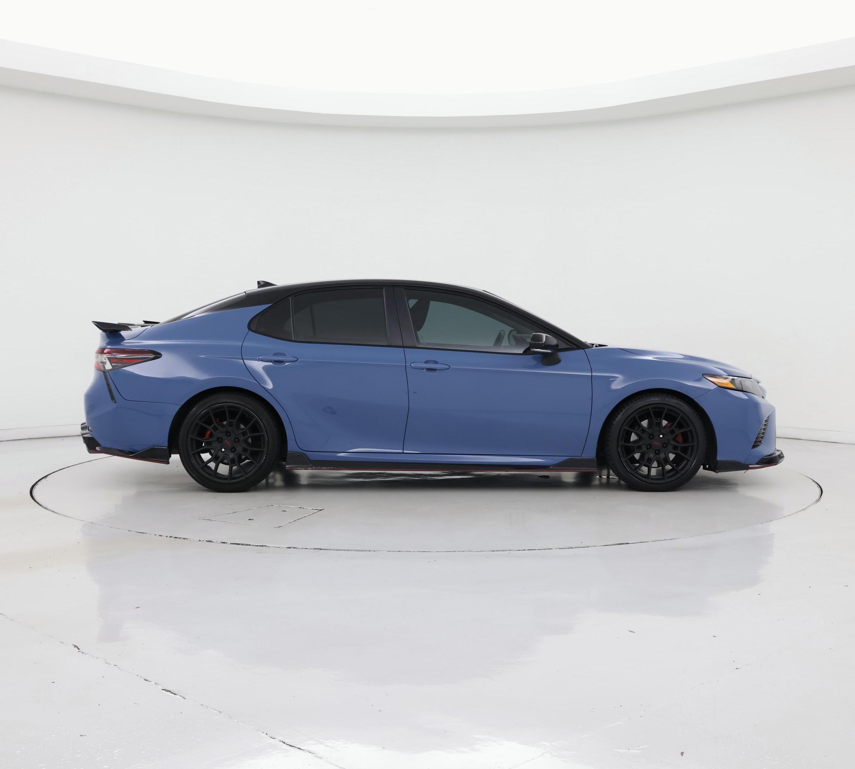 Thumbnail: 2022 Toyota Camry - 7