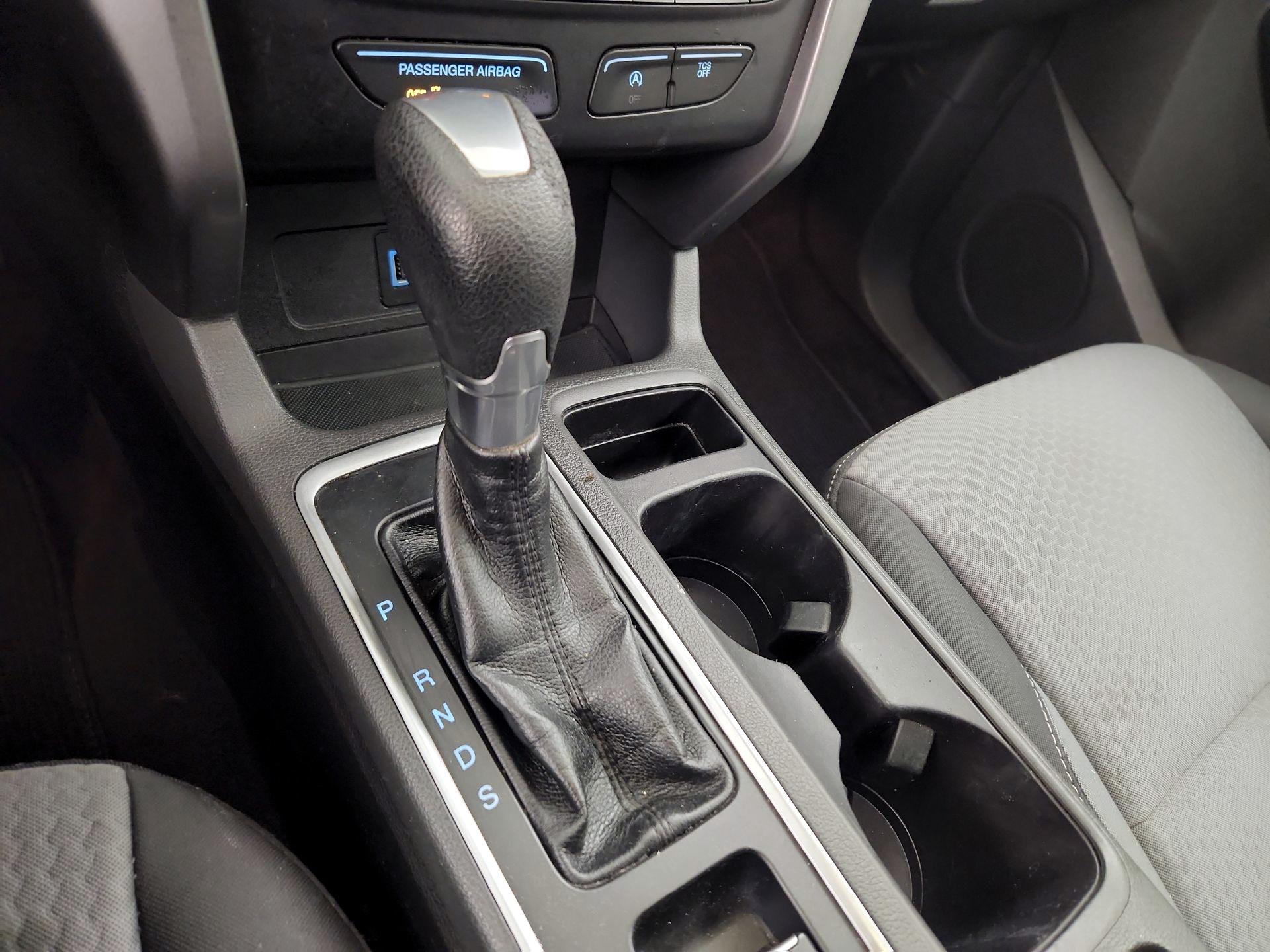 Thumbnail: 2017 Ford Escape - 17