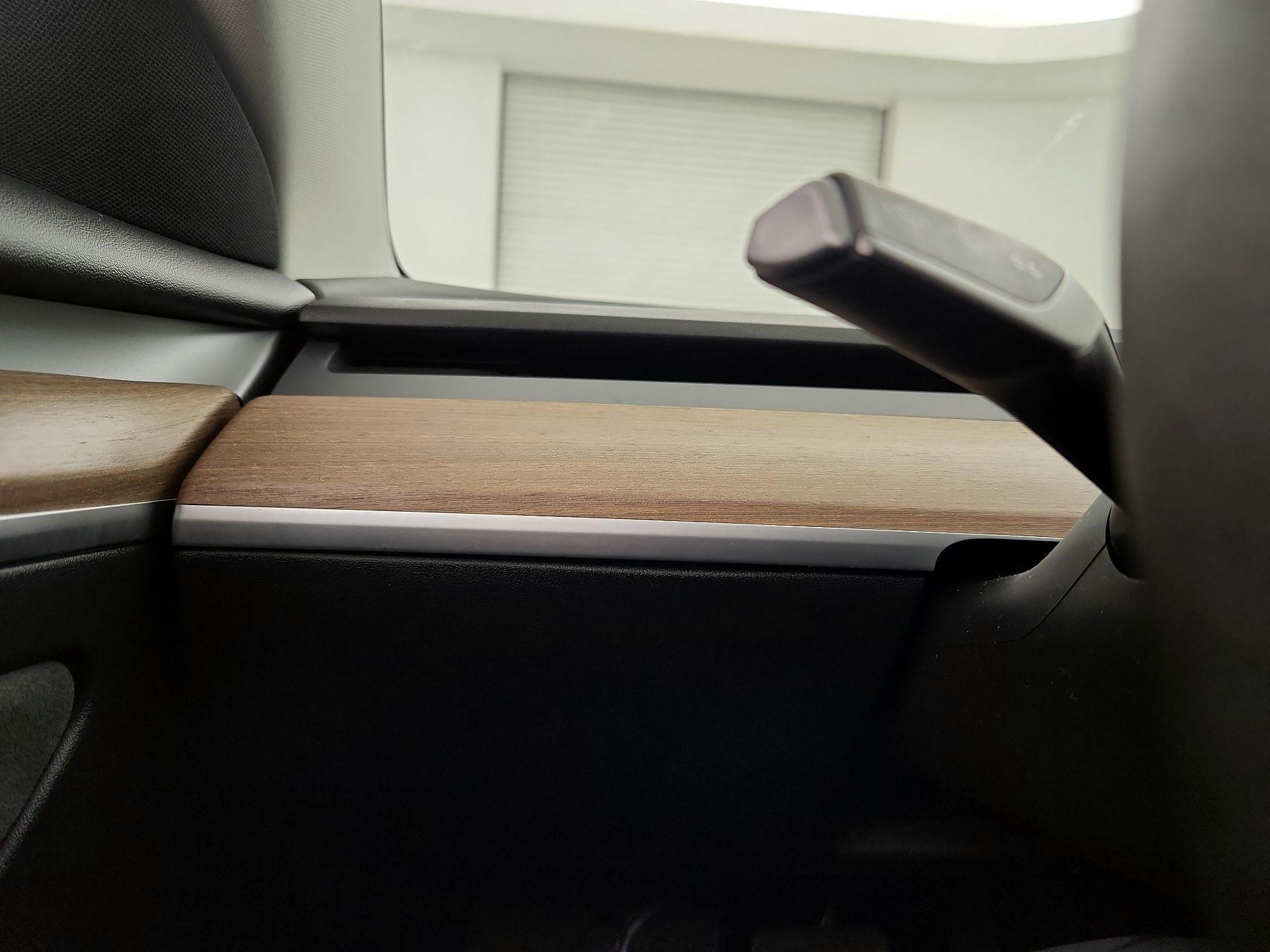 Thumbnail: 2022 Tesla Model 3 - 13