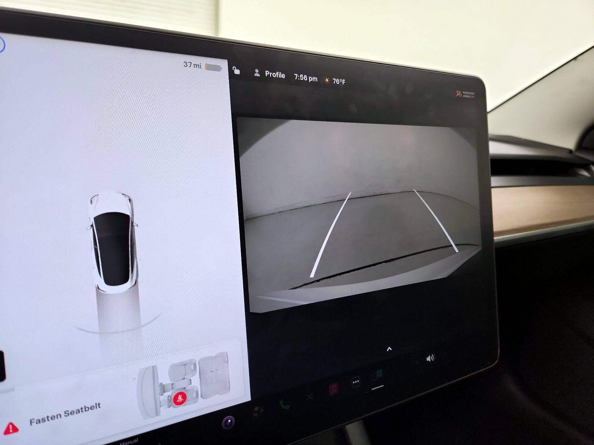 Thumbnail: 2022 Tesla Model 3 - 15