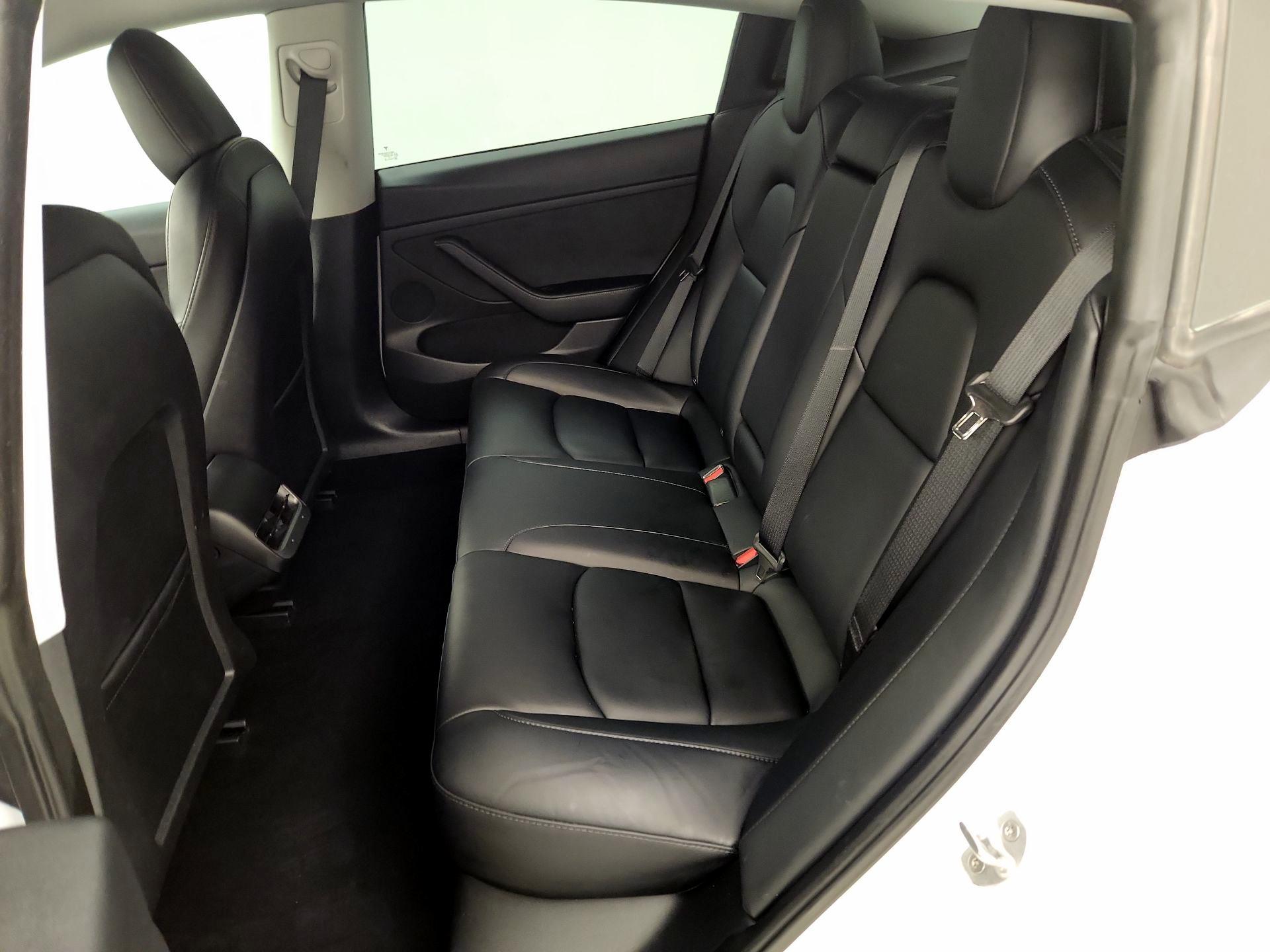 Thumbnail: 2022 Tesla Model 3 - 20