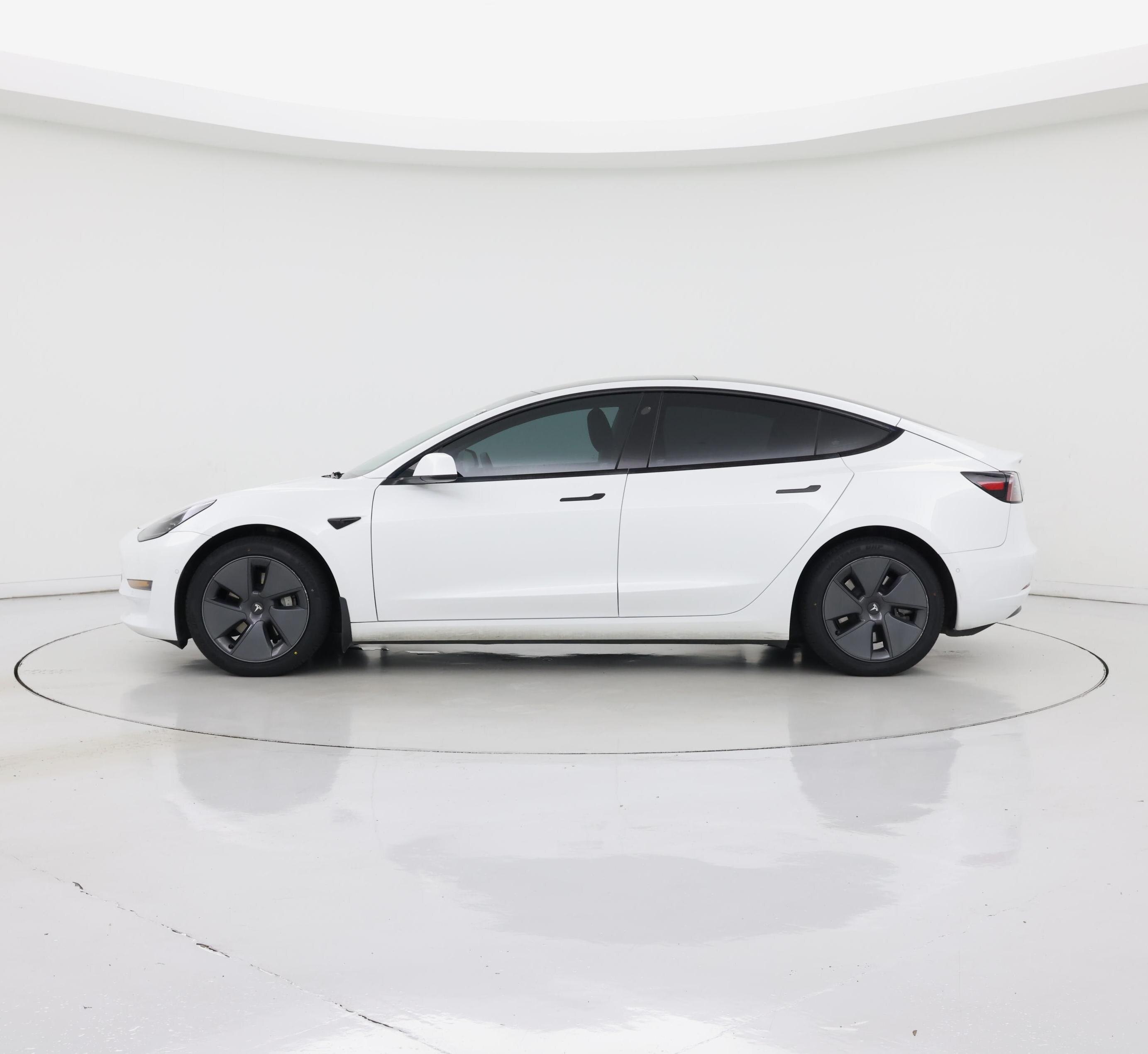 Thumbnail: 2022 Tesla Model 3 - 3