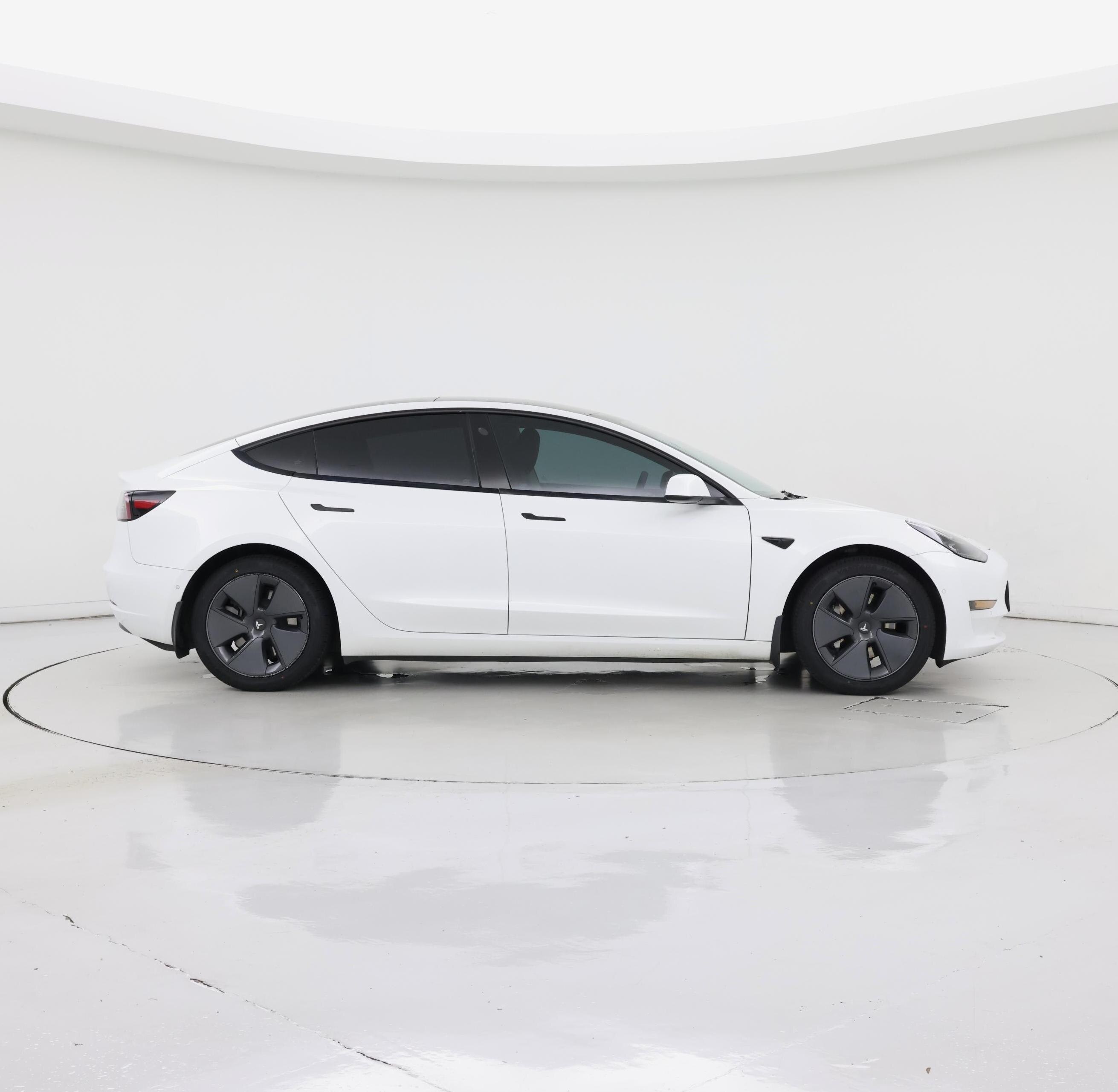 Thumbnail: 2022 Tesla Model 3 - 7