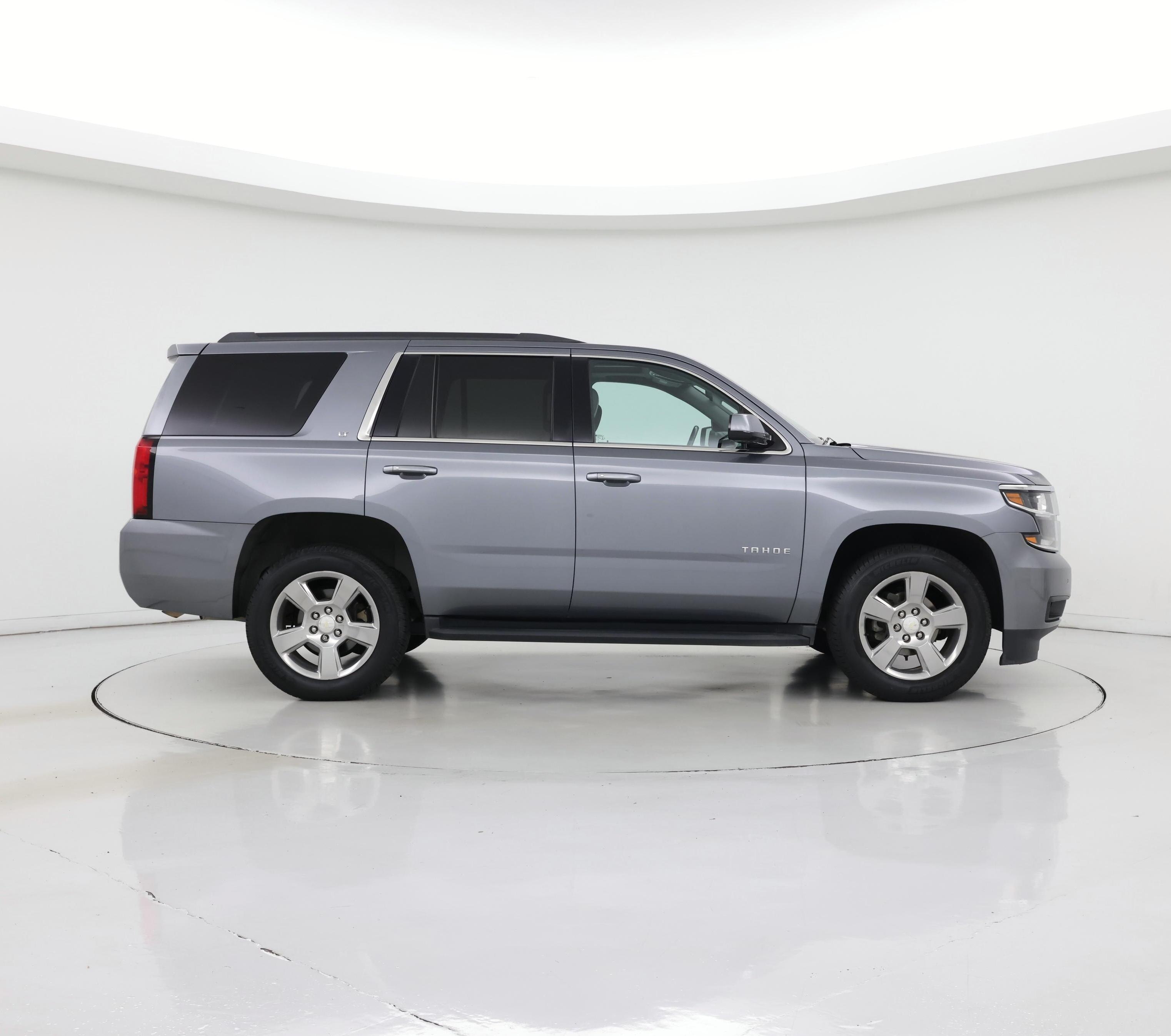 Thumbnail: 2019 Chevrolet Tahoe - 7
