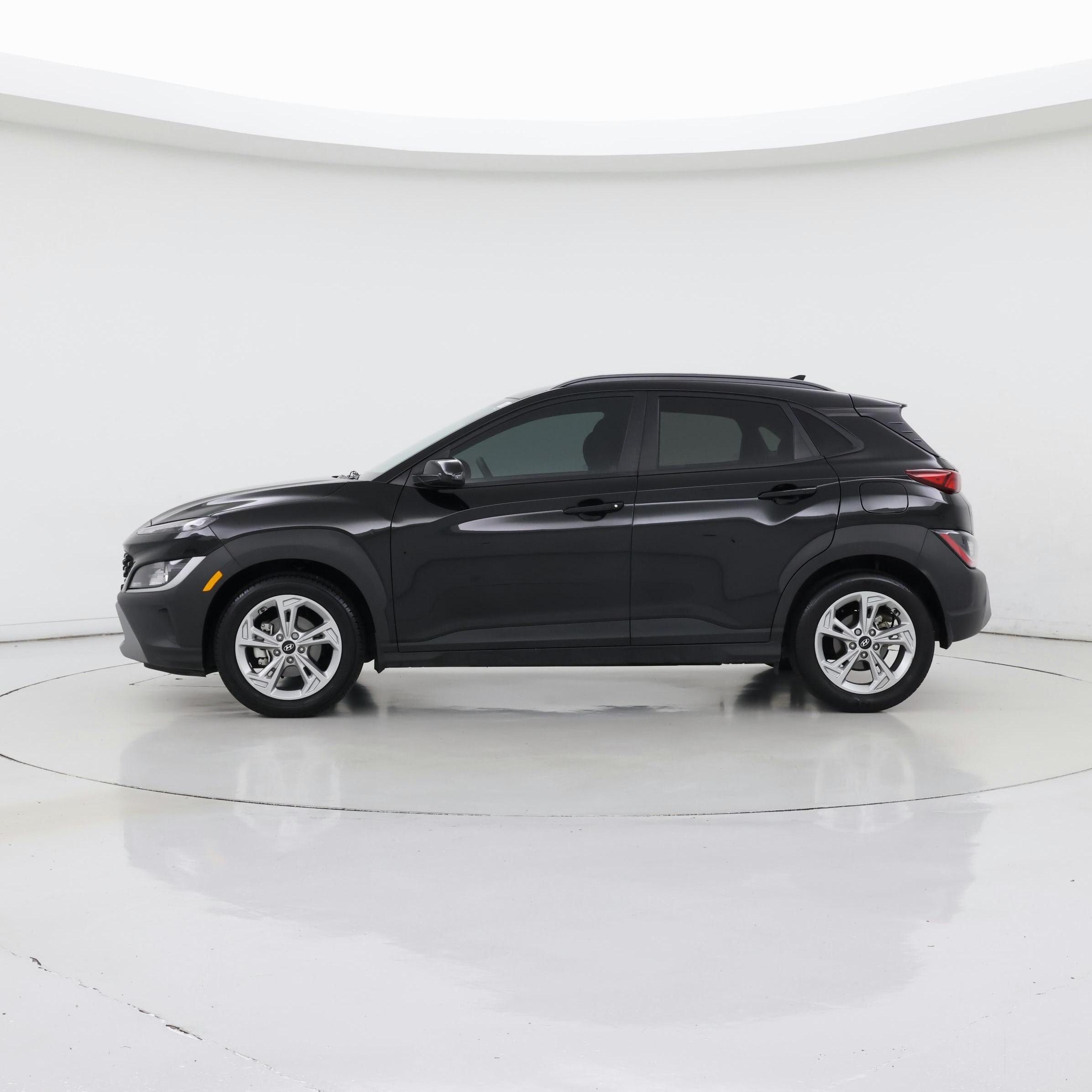 Thumbnail: 2022 Hyundai Kona - 3