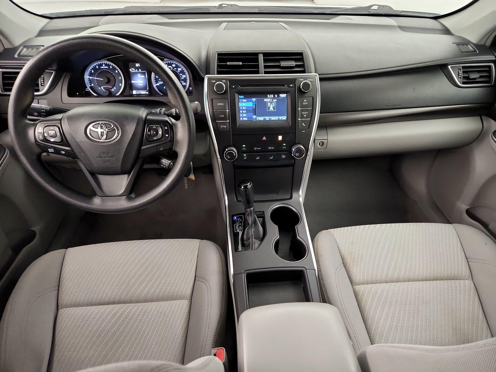 Thumbnail: 2016 Toyota Camry - 9