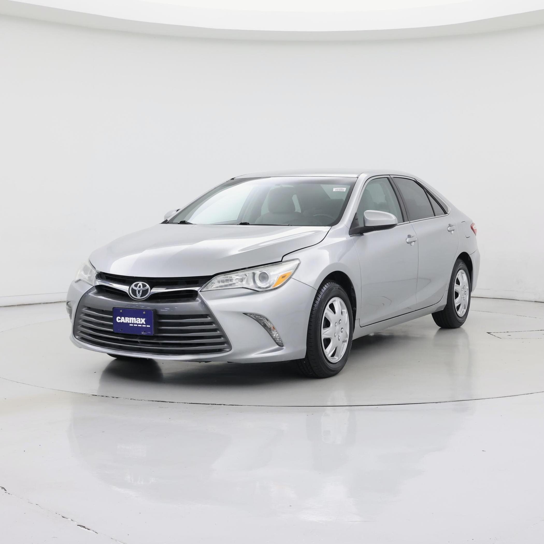 Thumbnail: 2016 Toyota Camry - 4