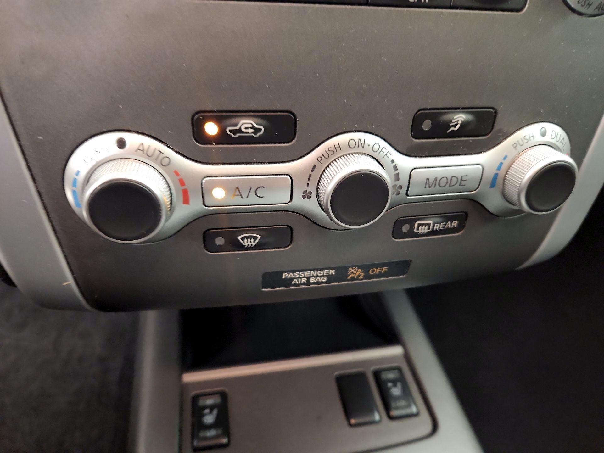 Thumbnail: 2014 Nissan Murano - 17