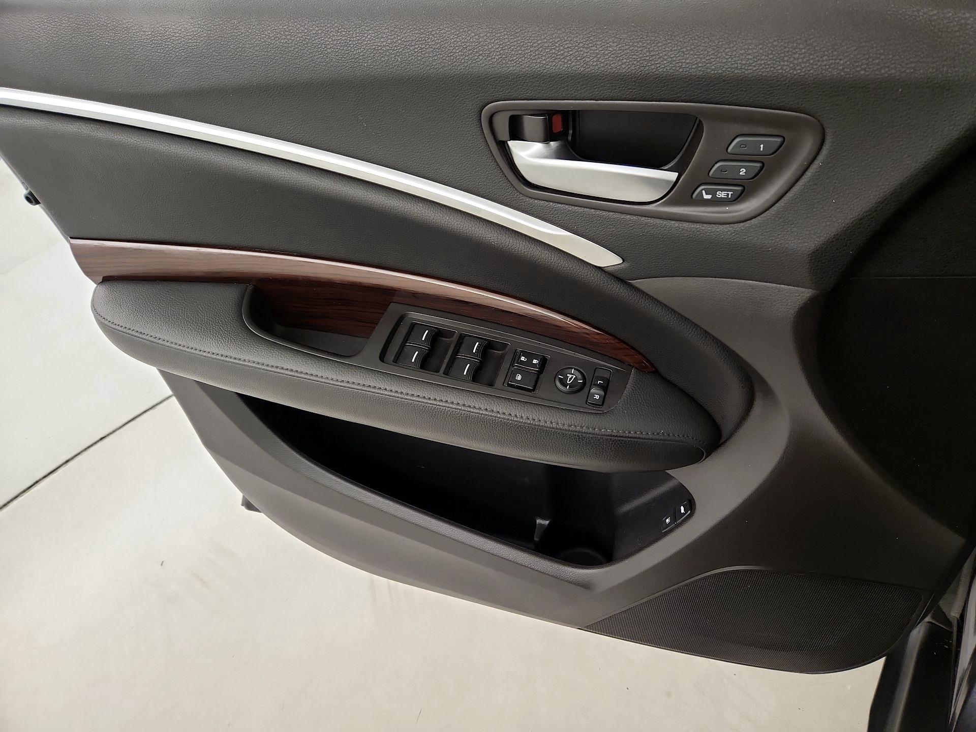 Thumbnail: 2016 Acura MDX - 12