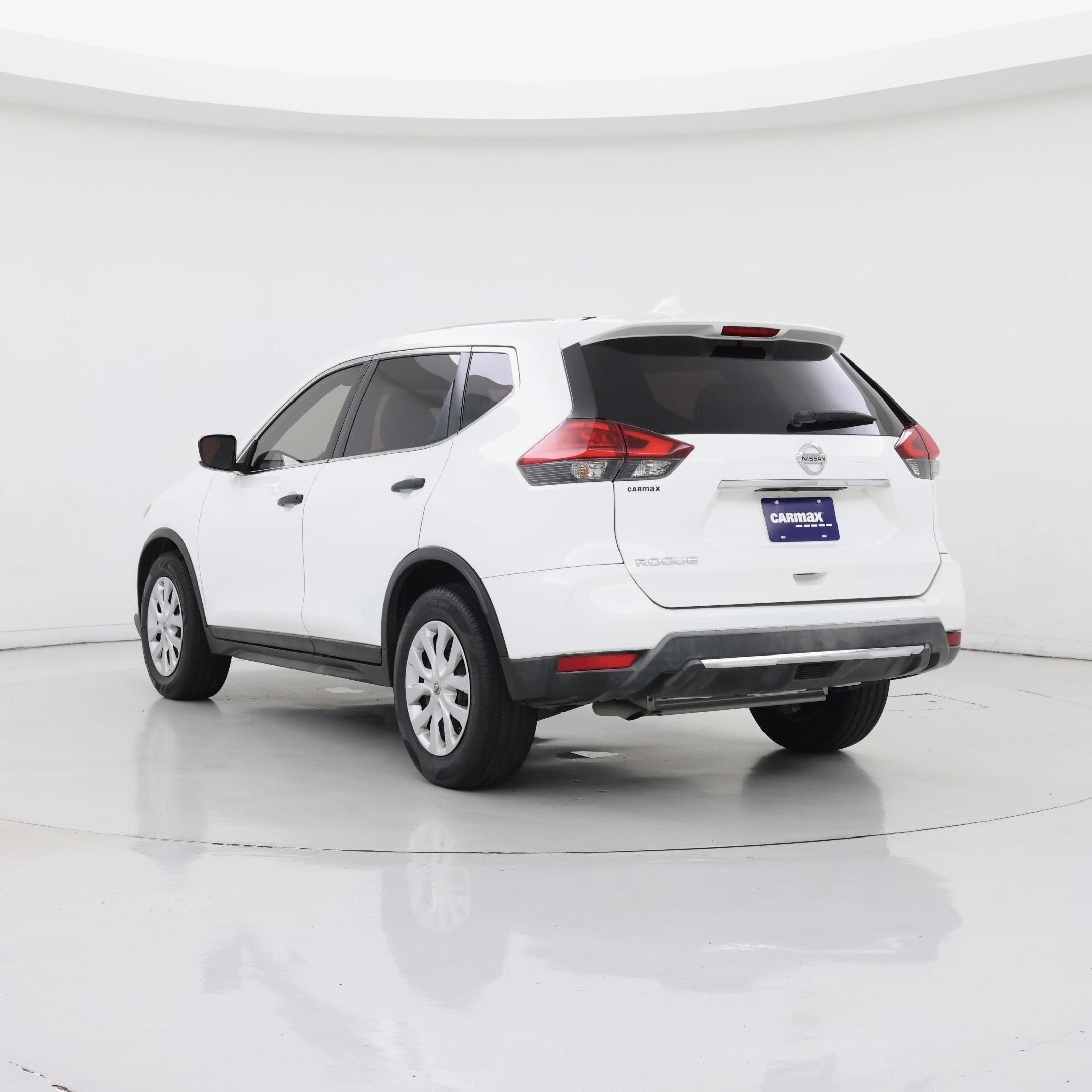 Thumbnail: 2017 Nissan Rogue - 2