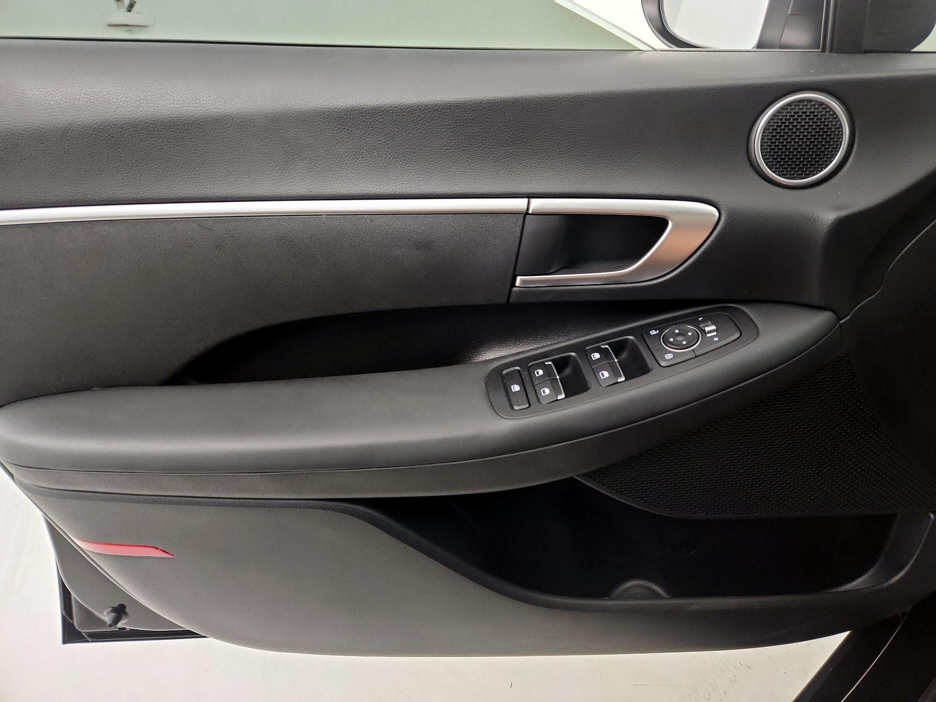 Thumbnail: 2022 Hyundai Sonata - 12