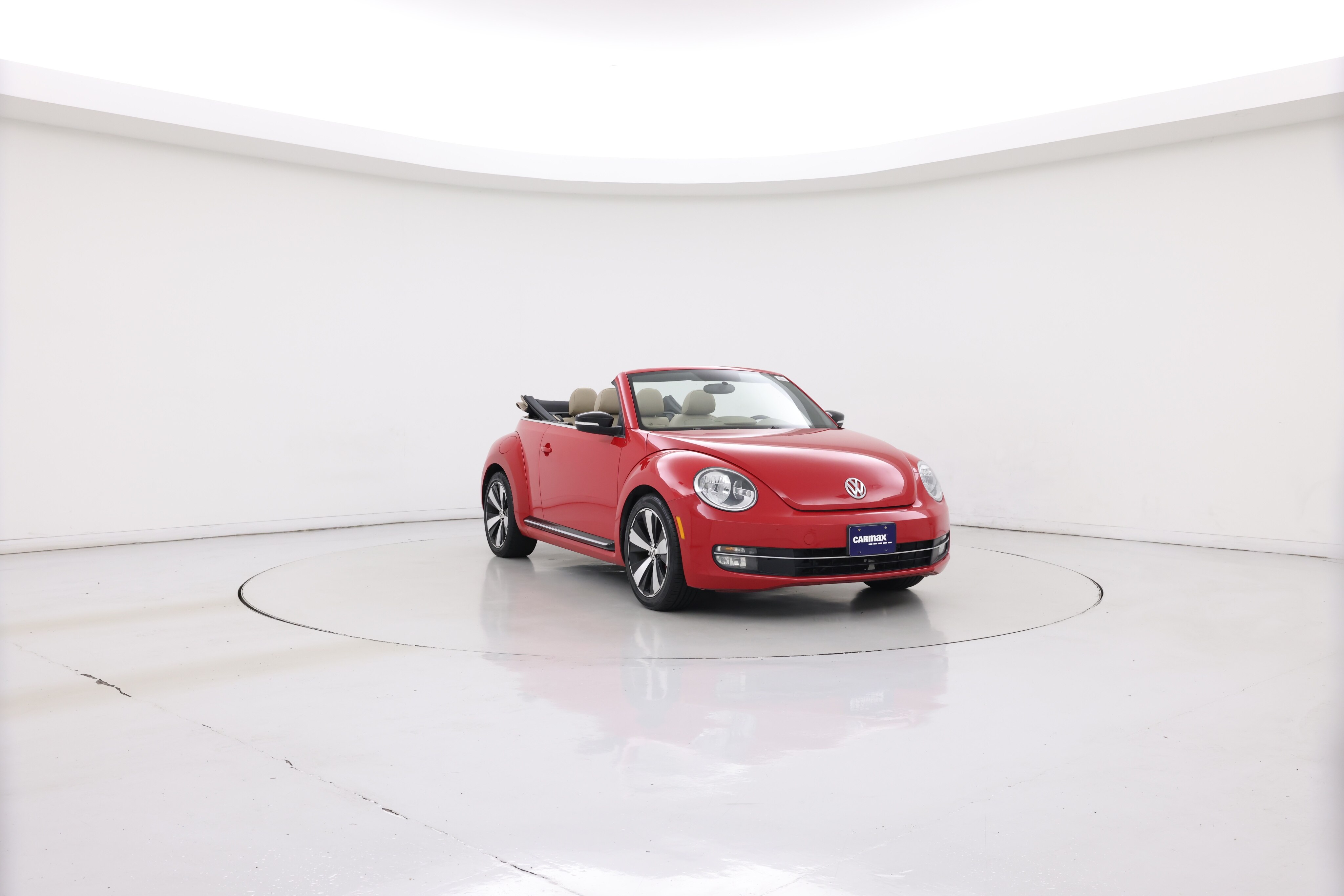 Thumbnail: 2013 Volkswagen Beetle - 9