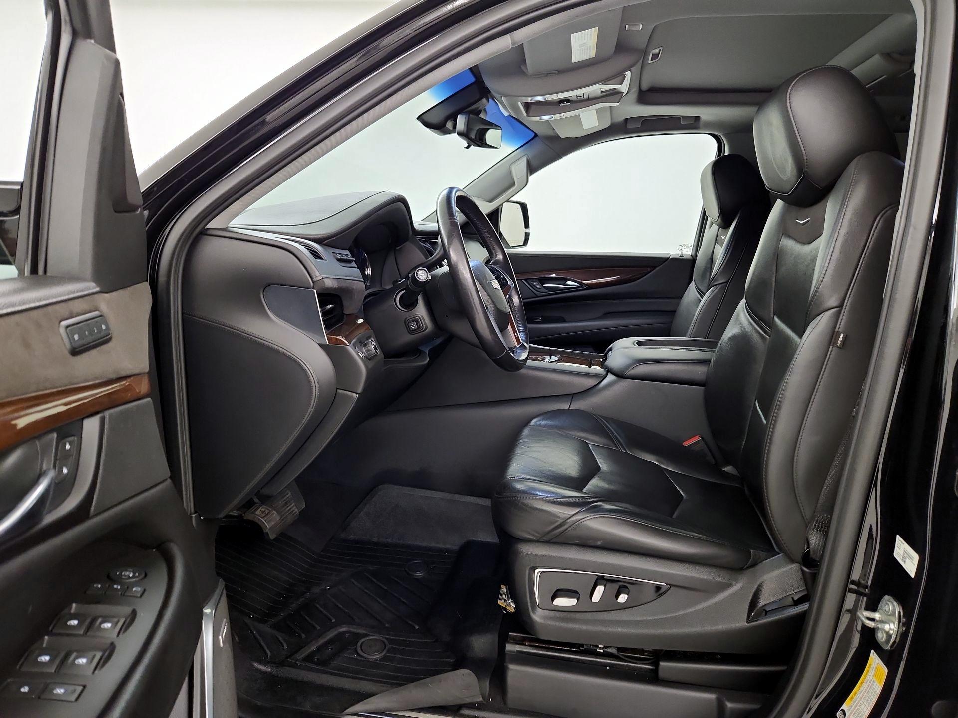 Thumbnail: 2020 Cadillac Escalade - 11