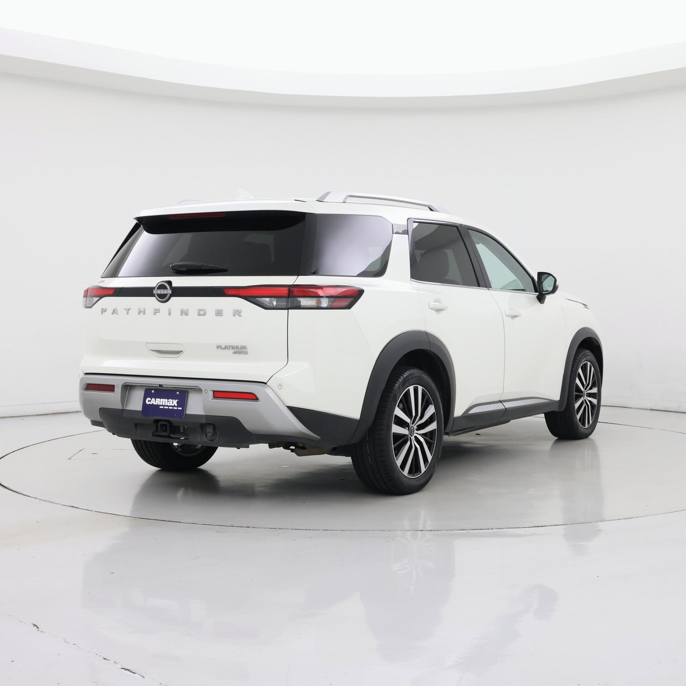 Thumbnail: 2023 Nissan Pathfinder - 8