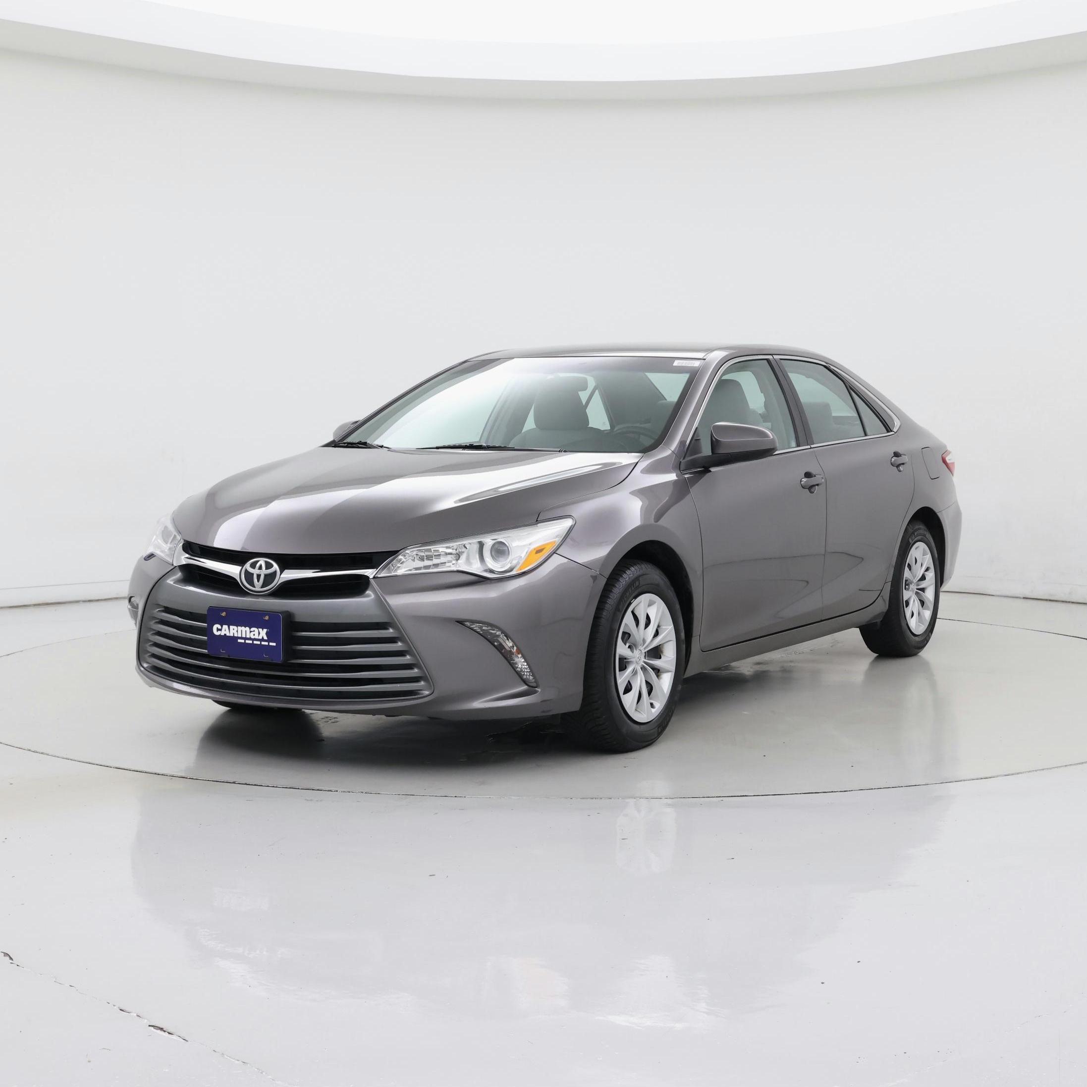 Thumbnail: 2017 Toyota Camry - 4