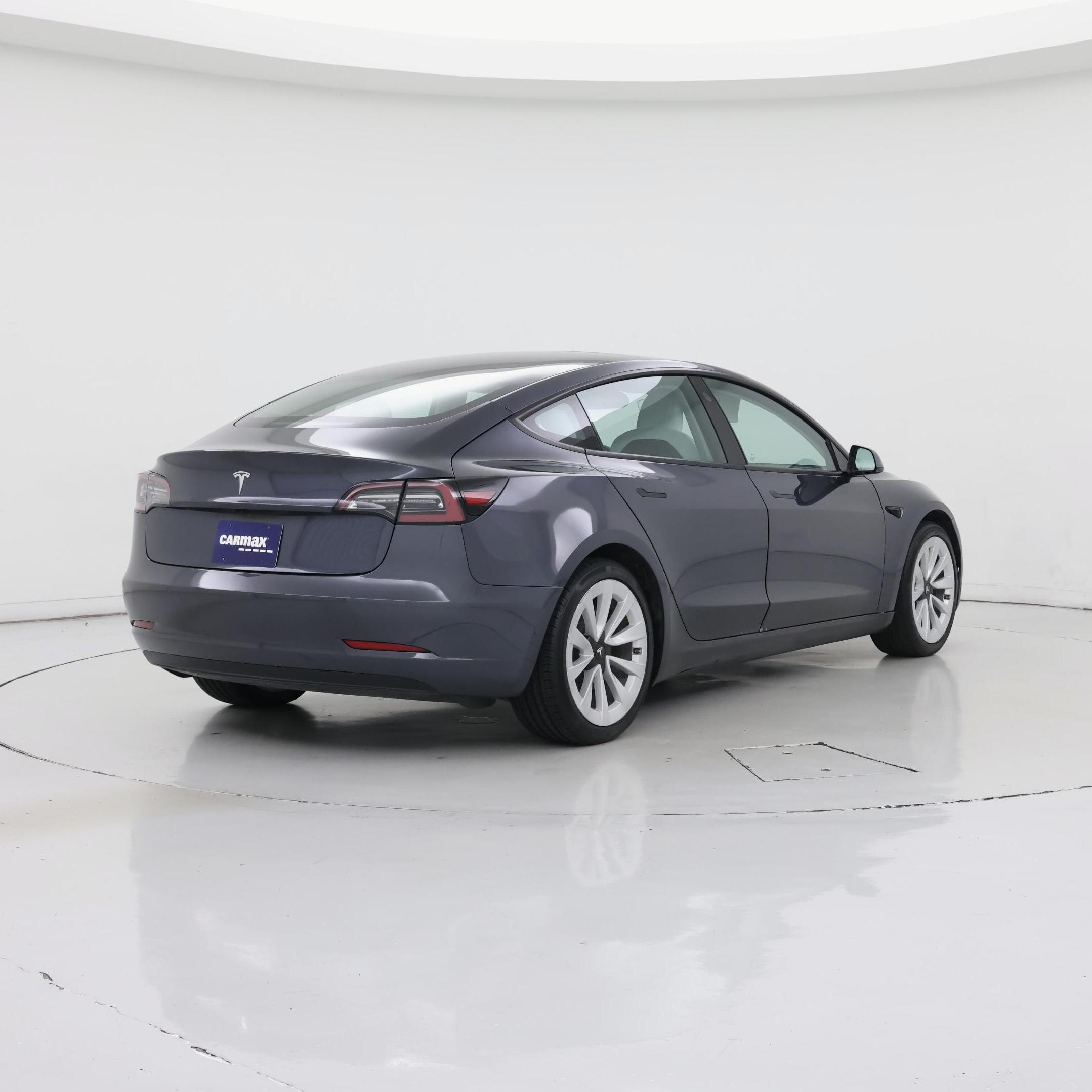 Thumbnail: 2022 Tesla Model 3 - 8