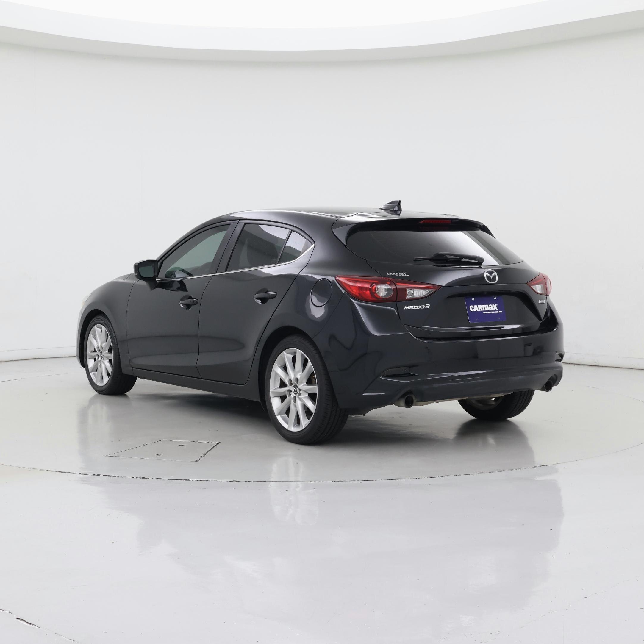 Thumbnail: 2017 Mazda Mazda3 - 2