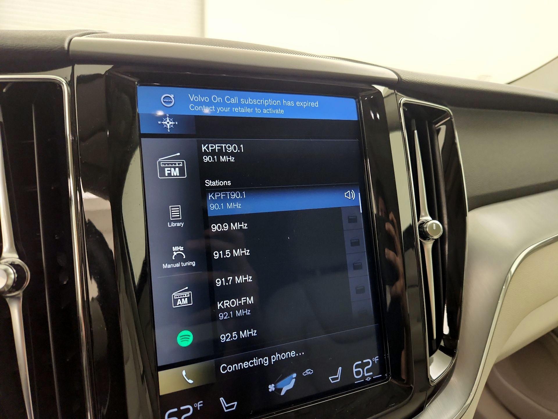 Thumbnail: 2018 Volvo XC60 - 15
