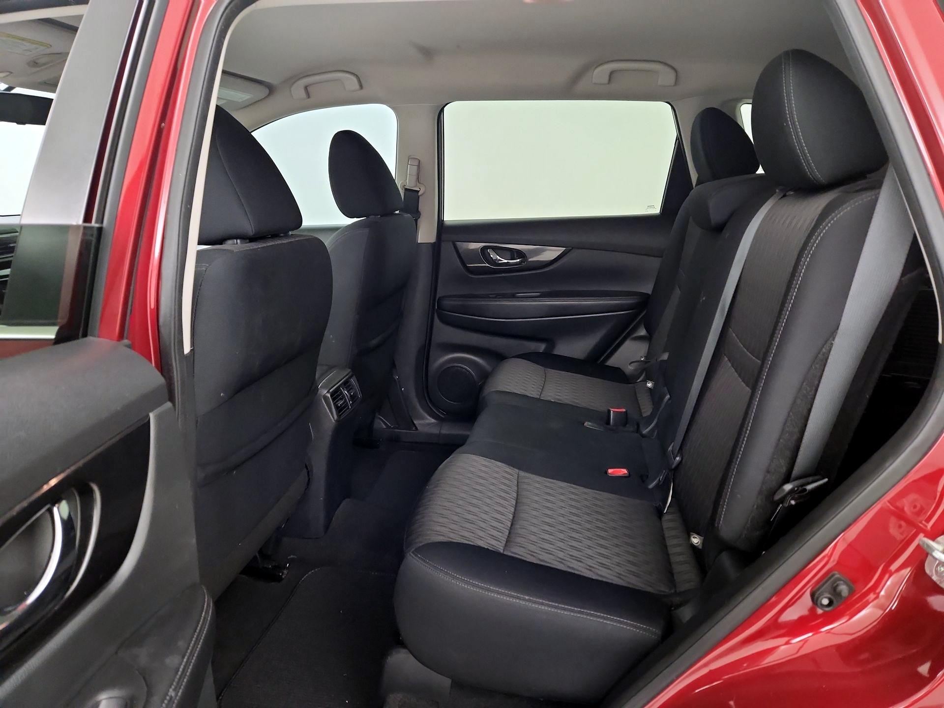 Thumbnail: 2018 Nissan Rogue - 19