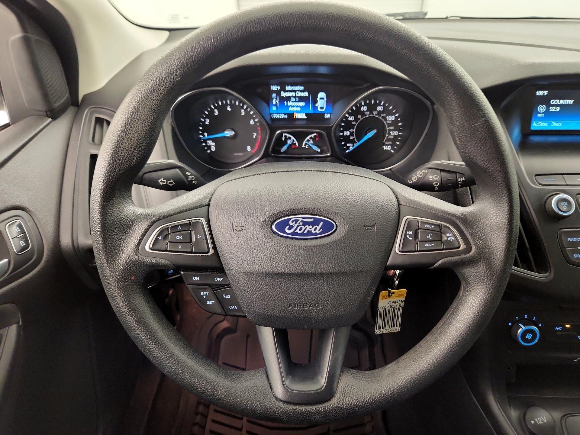 Thumbnail: 2018 Ford Focus - 10