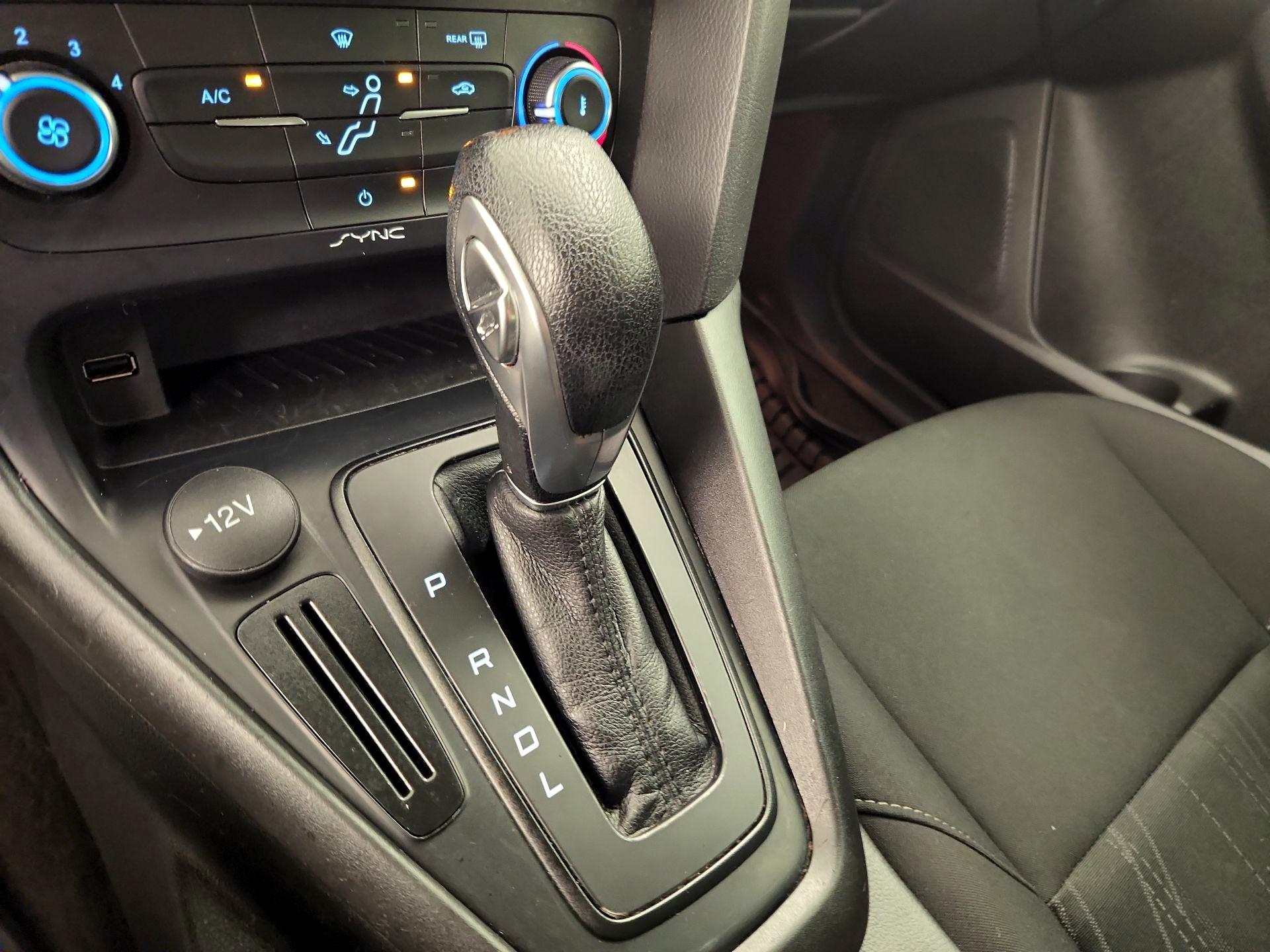 Thumbnail: 2018 Ford Focus - 17