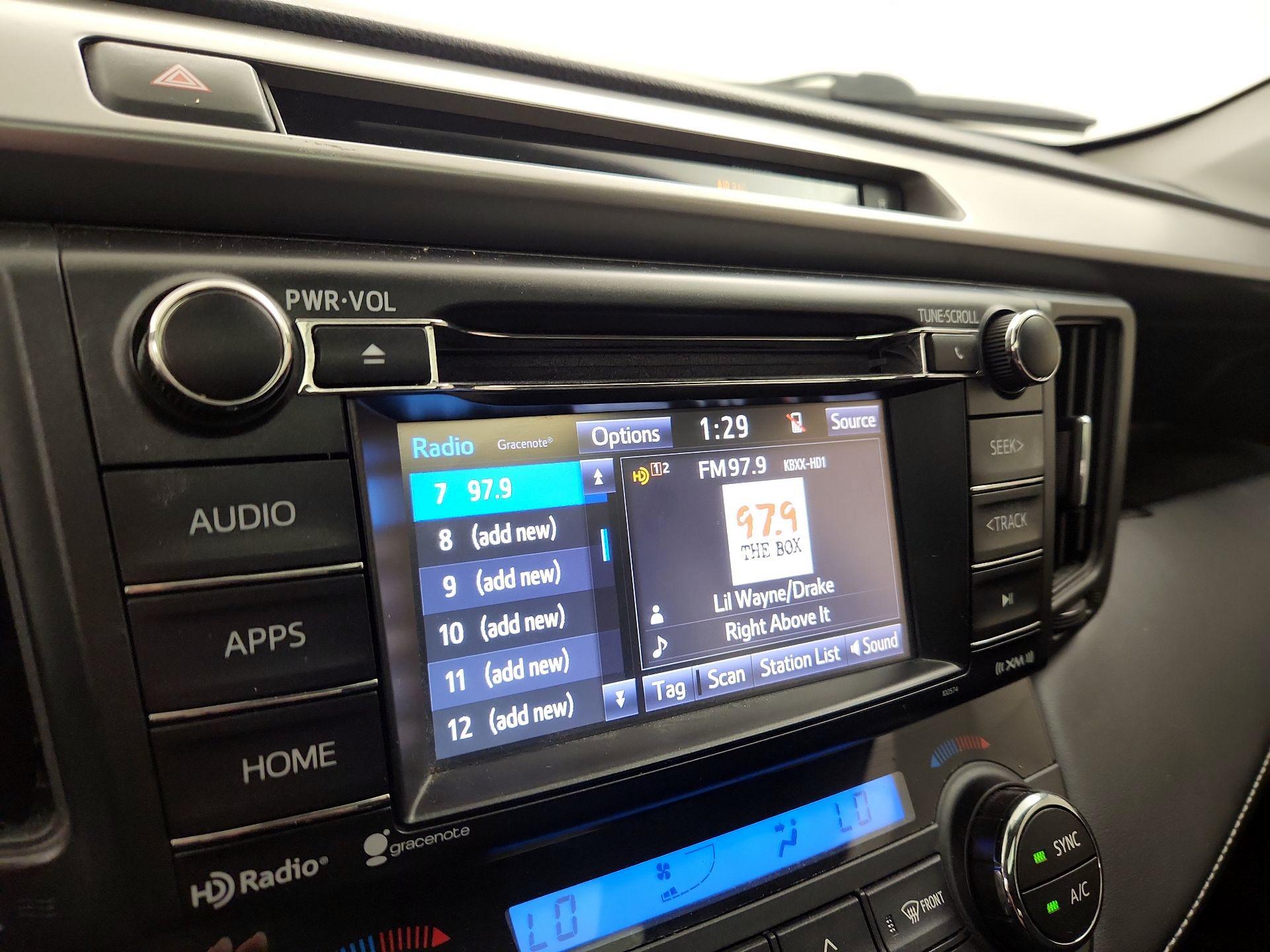 Thumbnail: 2018 Toyota RAV4 - 15
