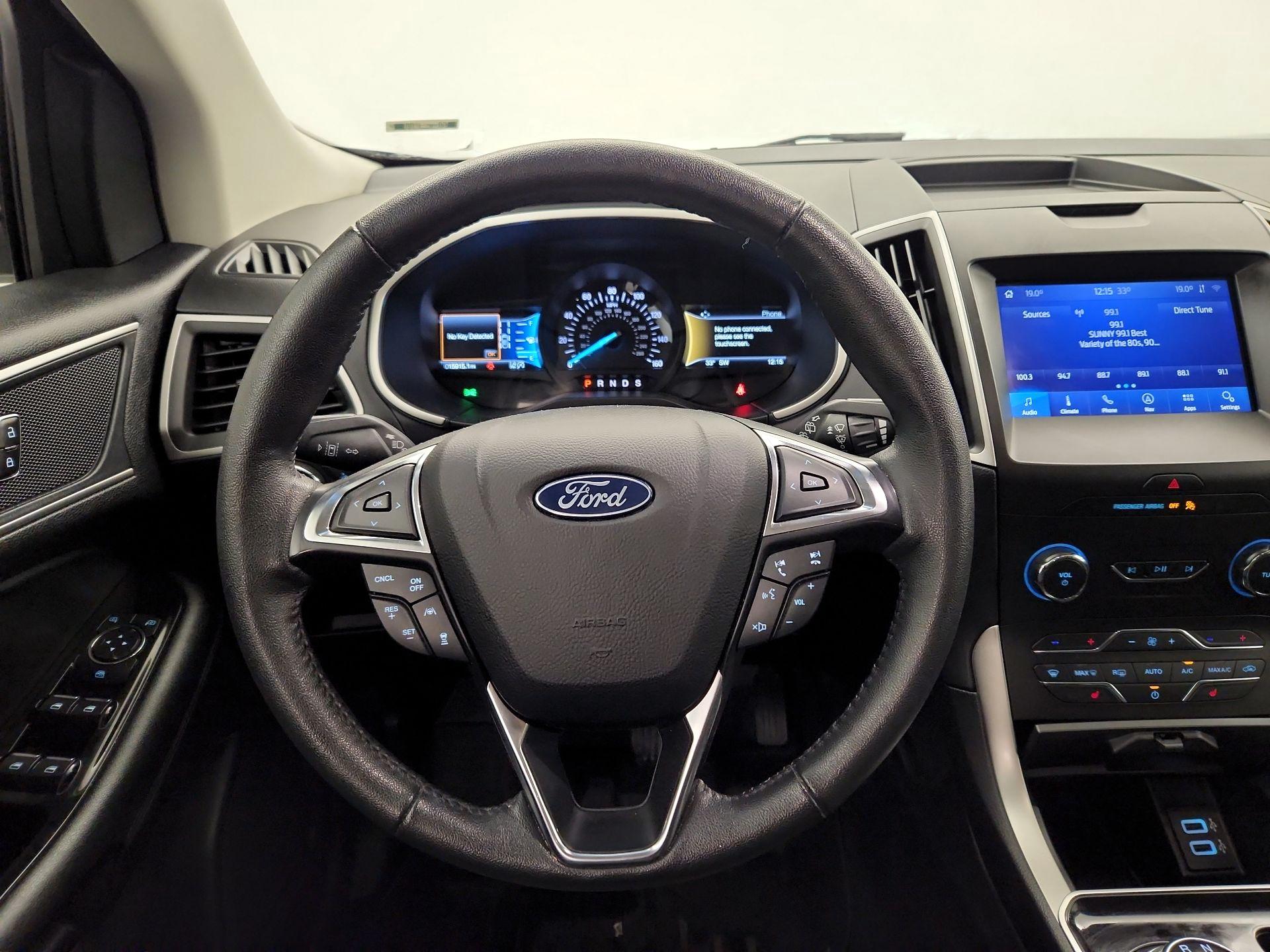 Thumbnail: 2020 Ford Edge - 10