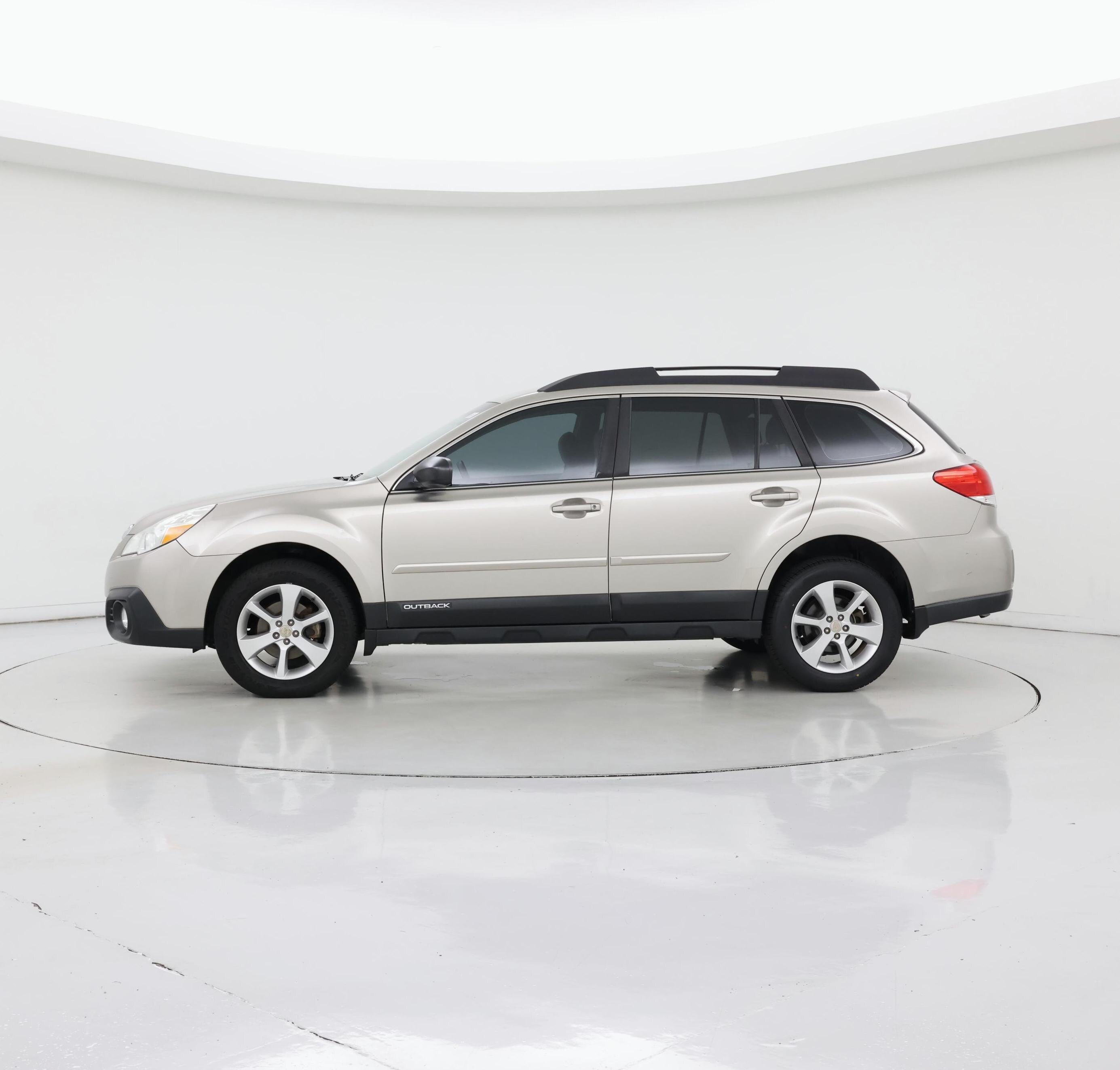 Thumbnail: 2014 Subaru Outback - 3