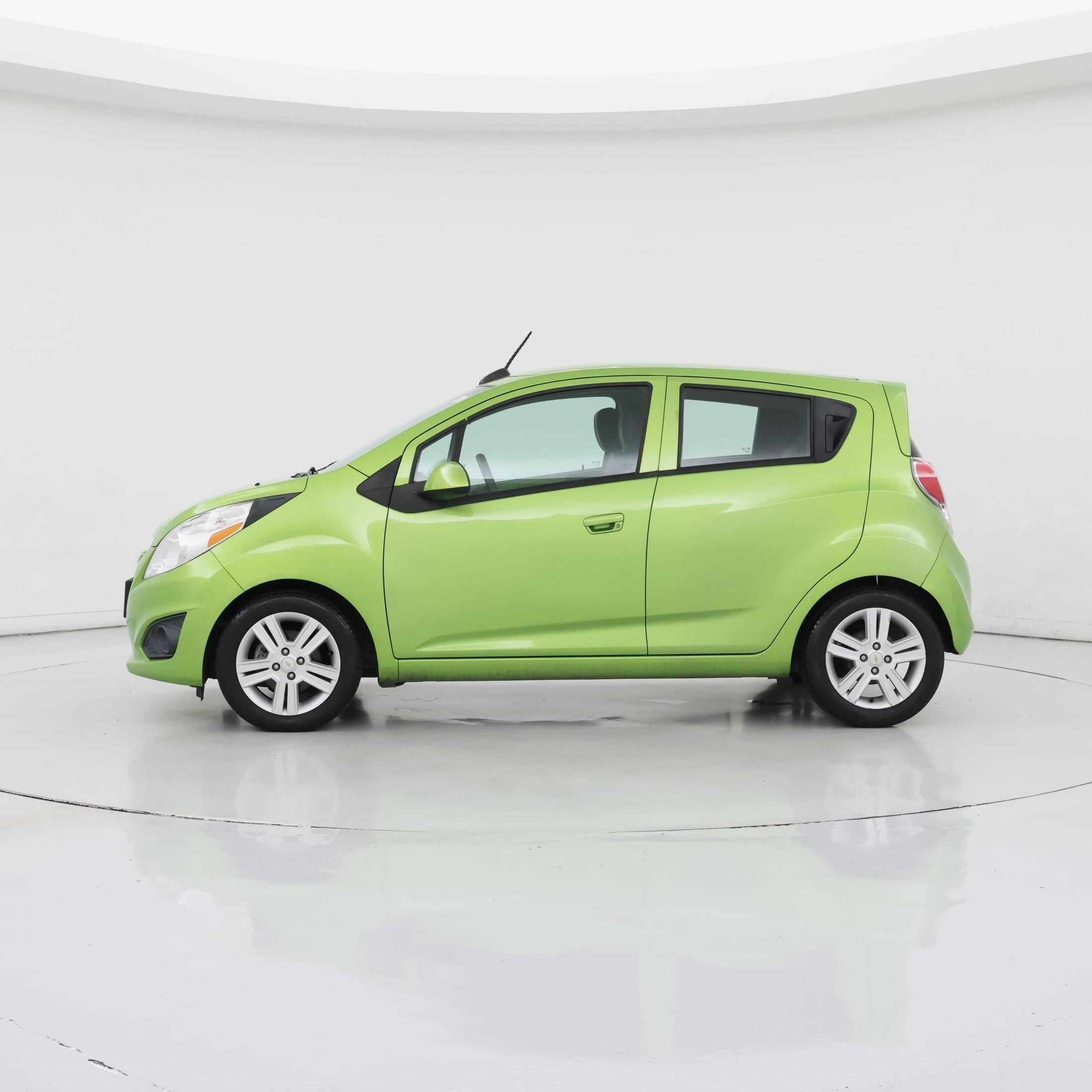 Thumbnail: 2015 Chevrolet Spark - 3