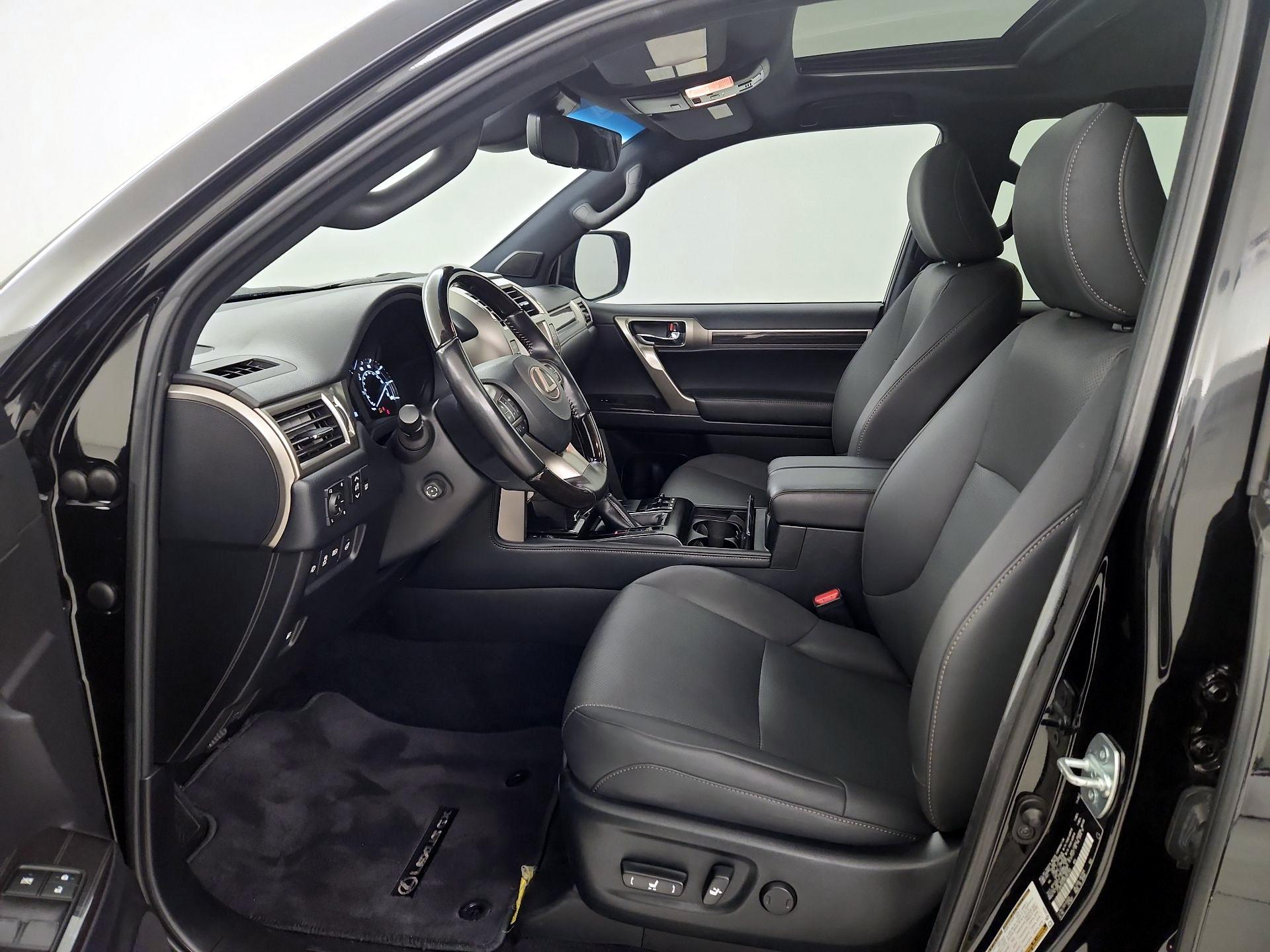 Thumbnail: 2021 Lexus GX - 11