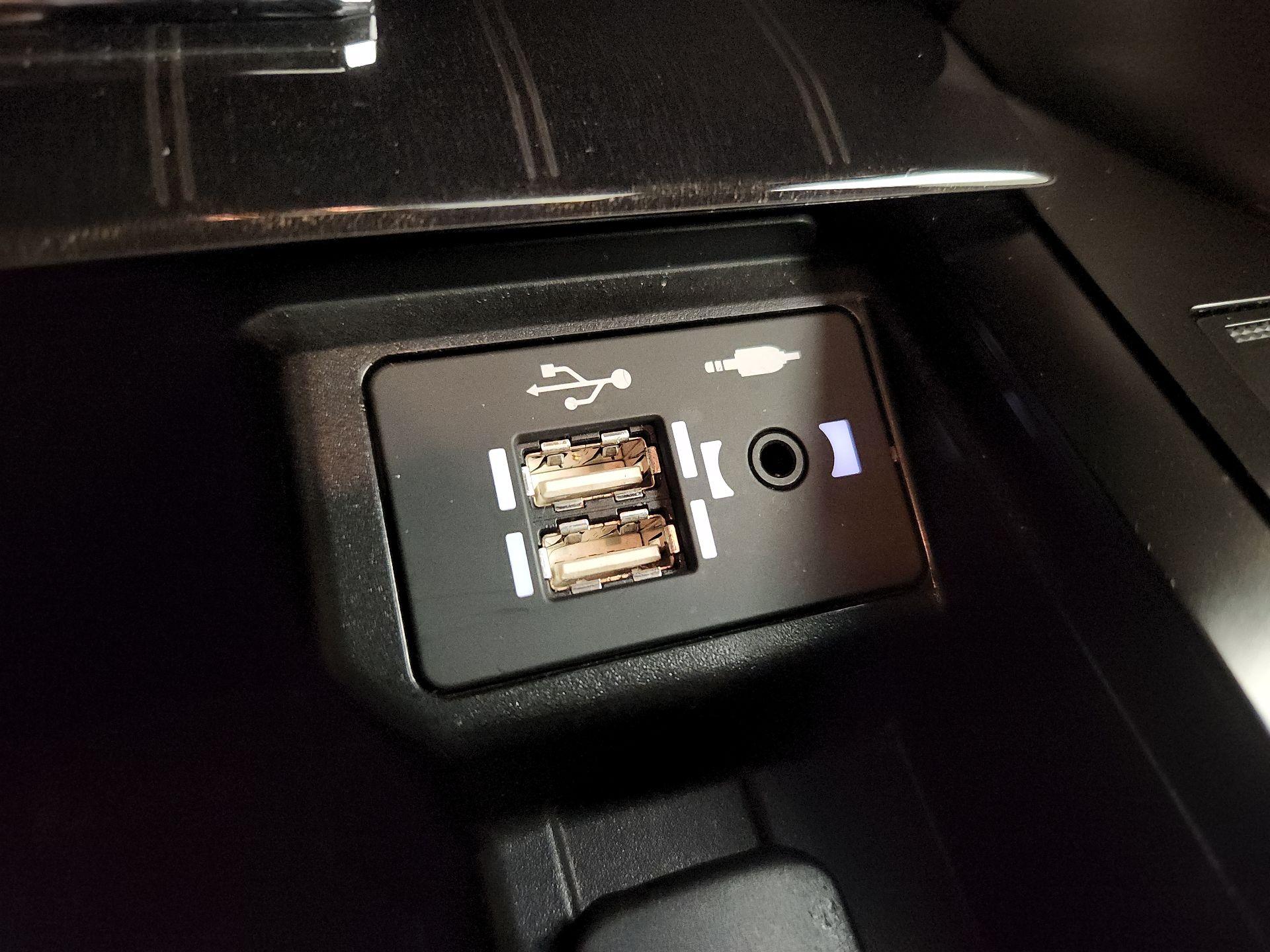 Thumbnail: 2021 Lexus GX - 19