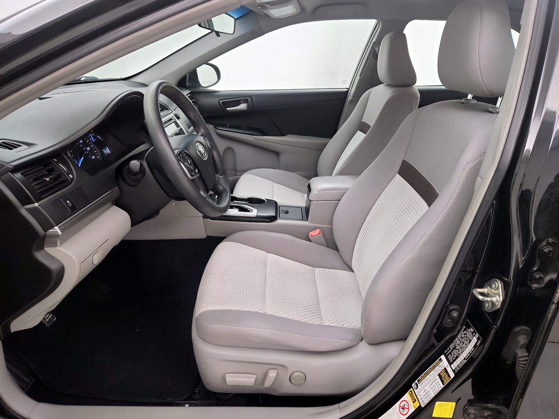 Thumbnail: 2014 Toyota Camry - 11