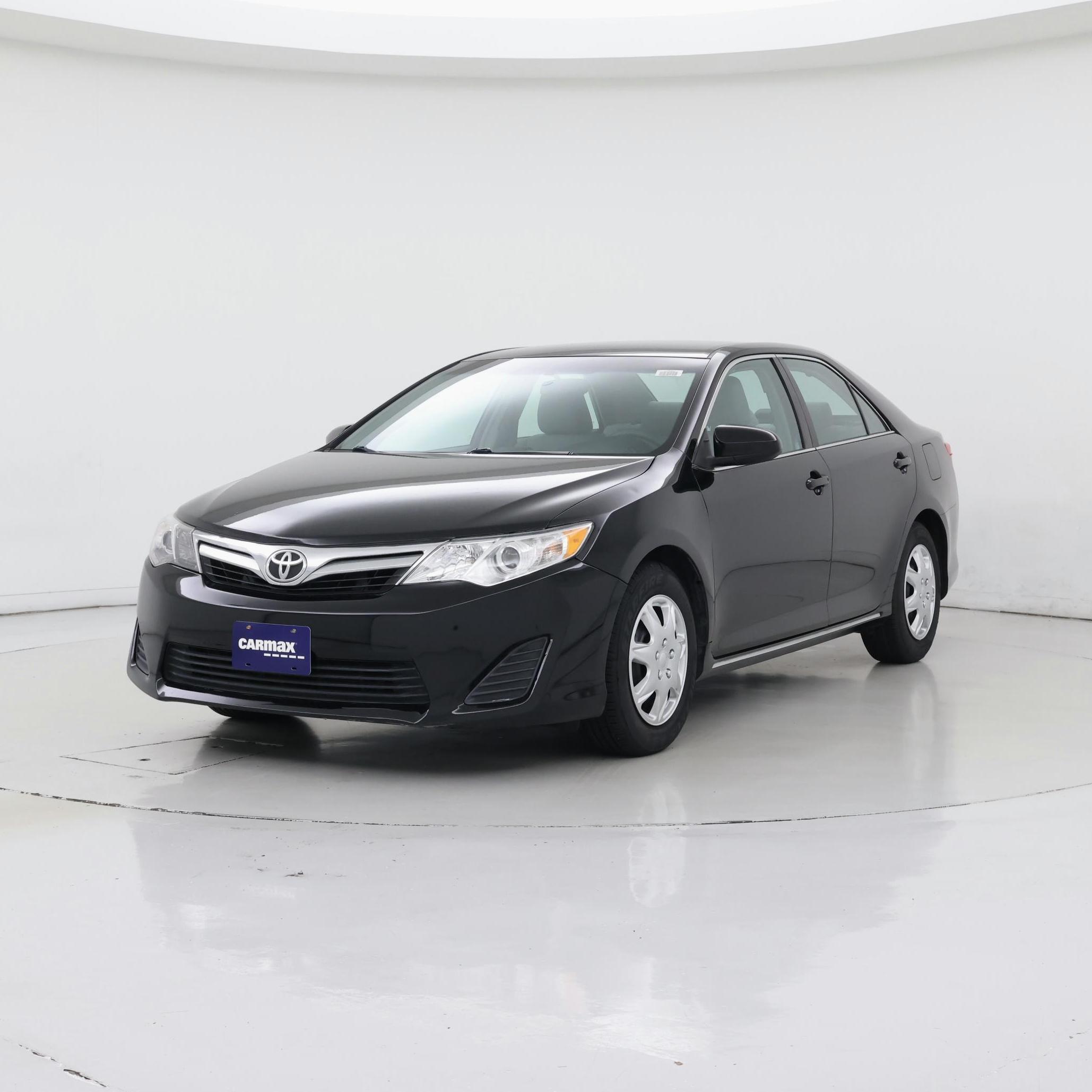Thumbnail: 2014 Toyota Camry - 4