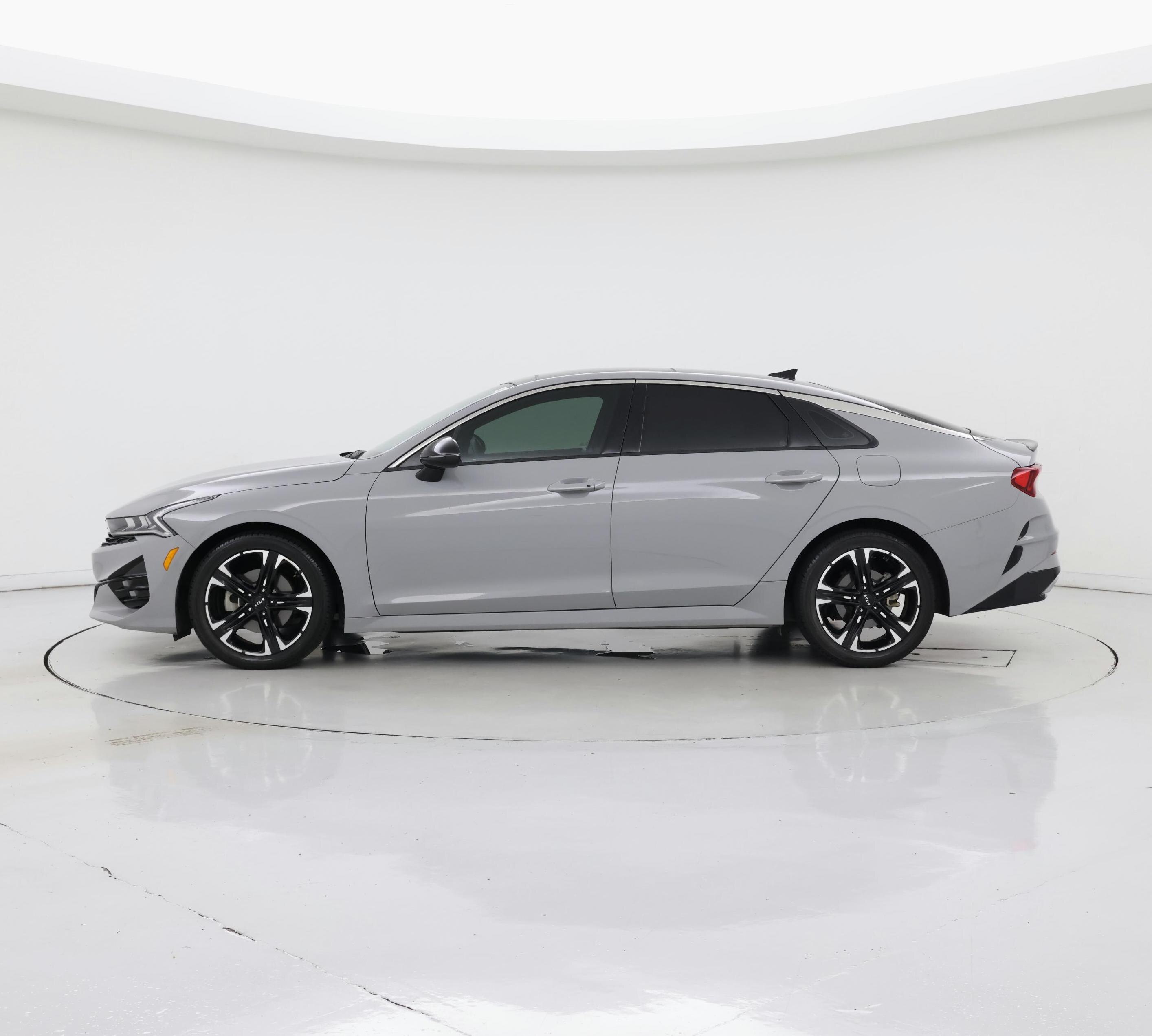 Thumbnail: 2022 Kia K5 - 3