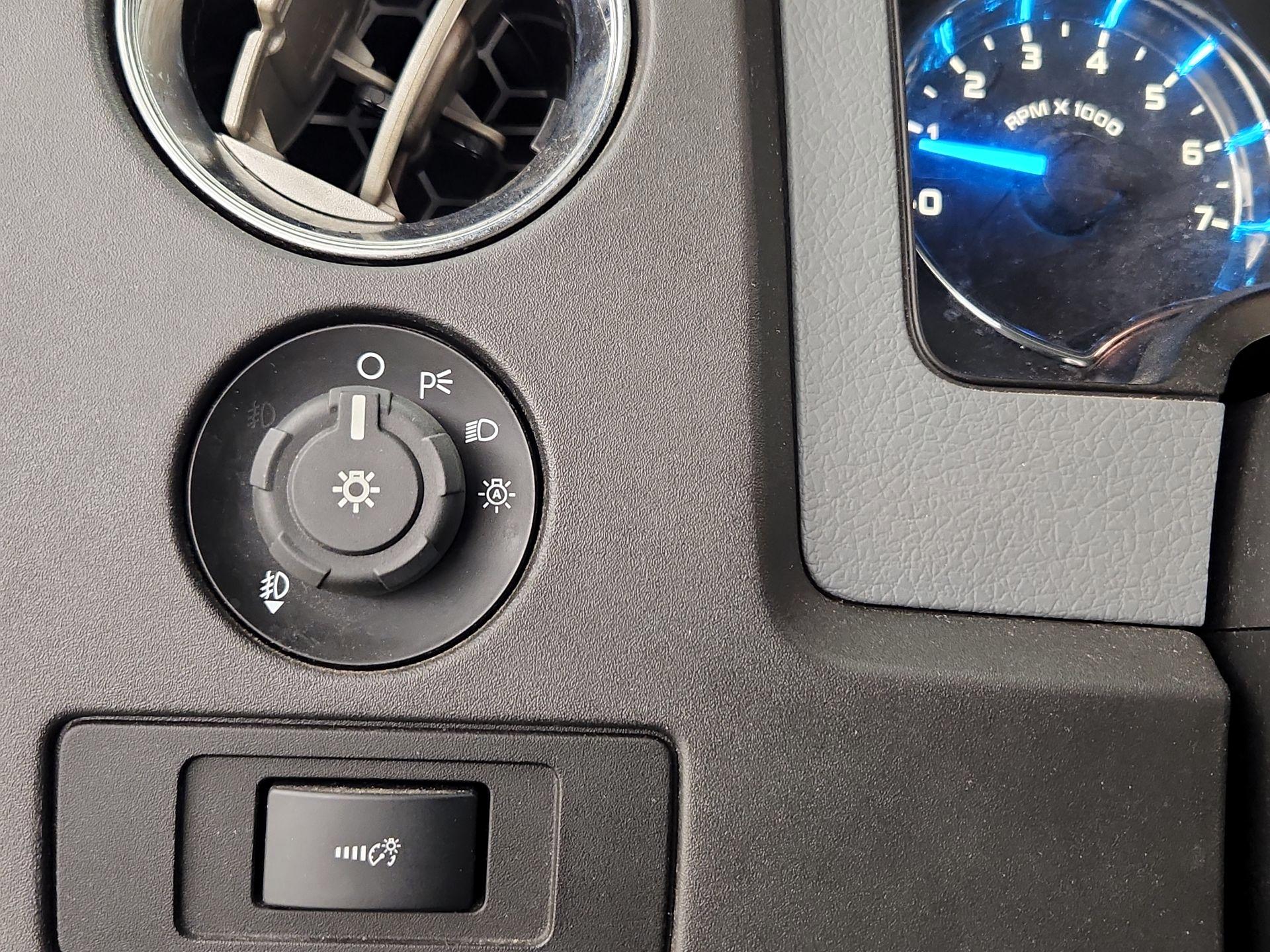 Thumbnail: 2014 Ford F-150 - 13
