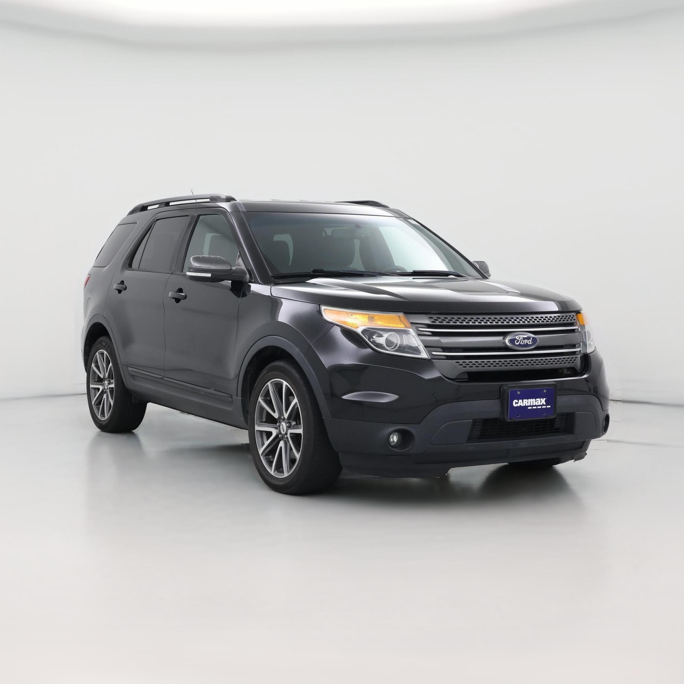 Thumbnail: 2015 Ford Explorer - 1