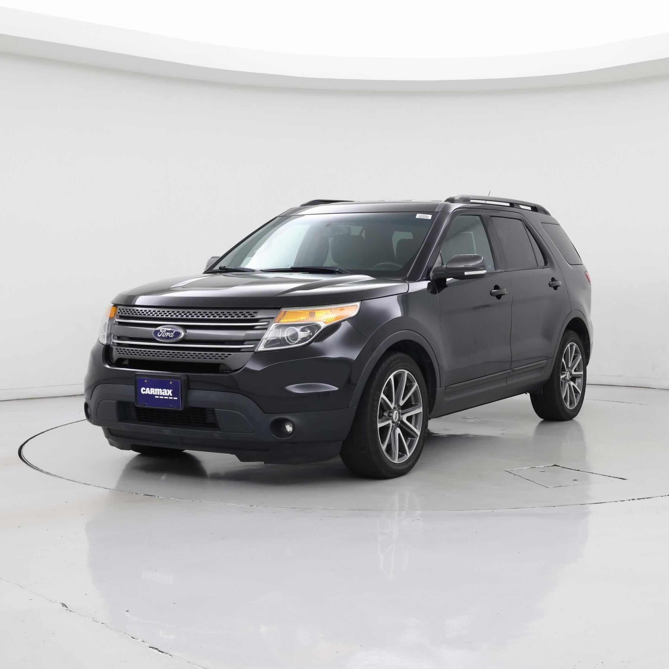 Thumbnail: 2015 Ford Explorer - 4